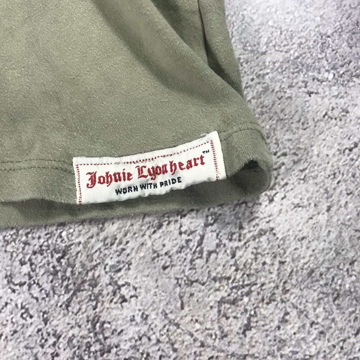 Vintage Vintage Y2K Sun Faded Graphic Tee Punk Streetwear Boxy M Size US M / EU 48-50 / 2 - 3 Thumbnail