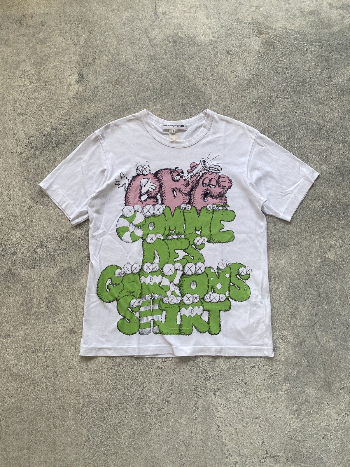 Comme des Garcons SHIRT × Kaws Comme des Garcons x Kaws art tee Size US S / EU 44-46 / 1 - 1 Thumbnail