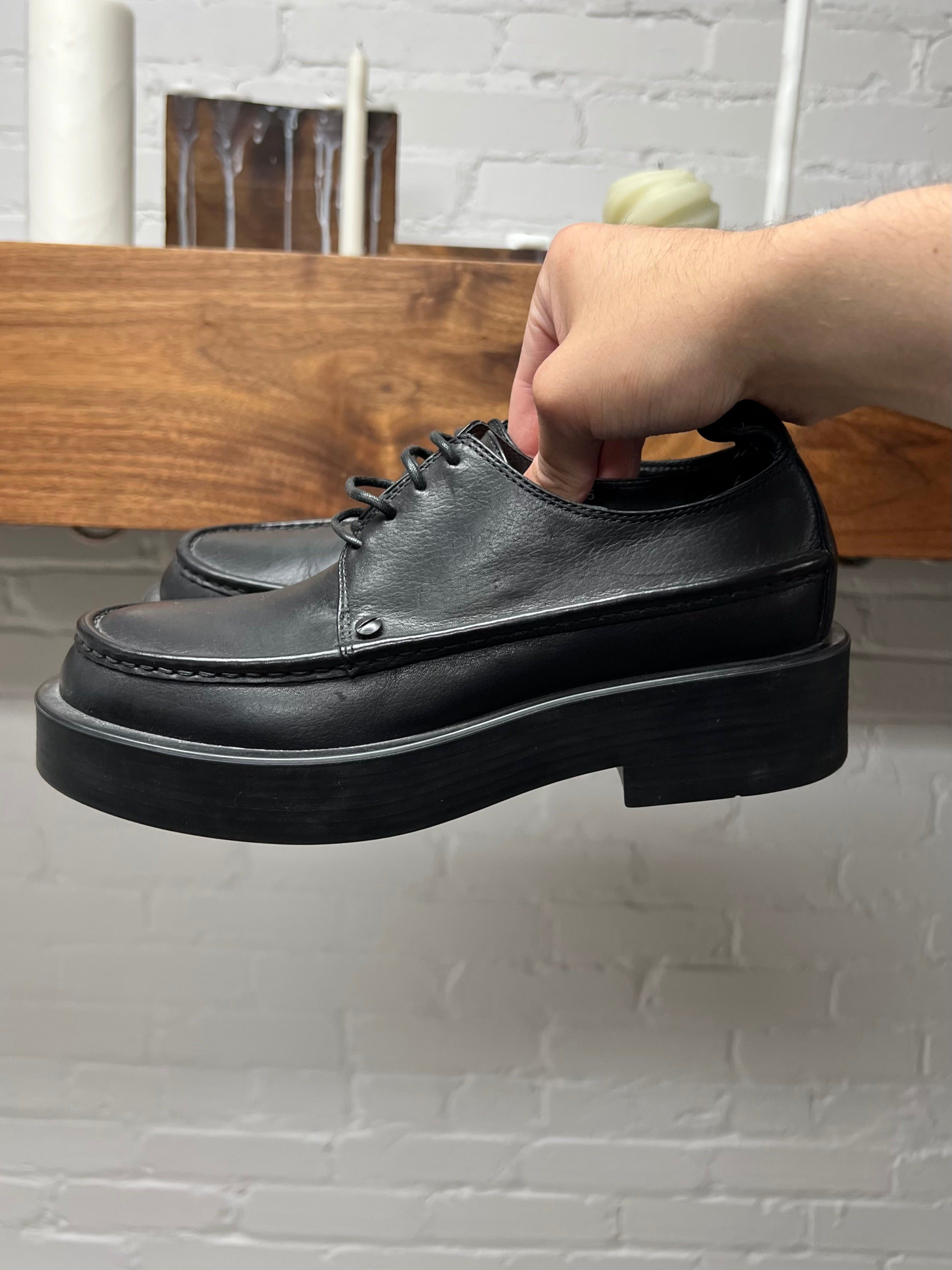 Ann Demeulemeester Ann Demeulemeester Black Leather Low-top Shoes Size US 5 / IT 35 - 1 Thumbnail