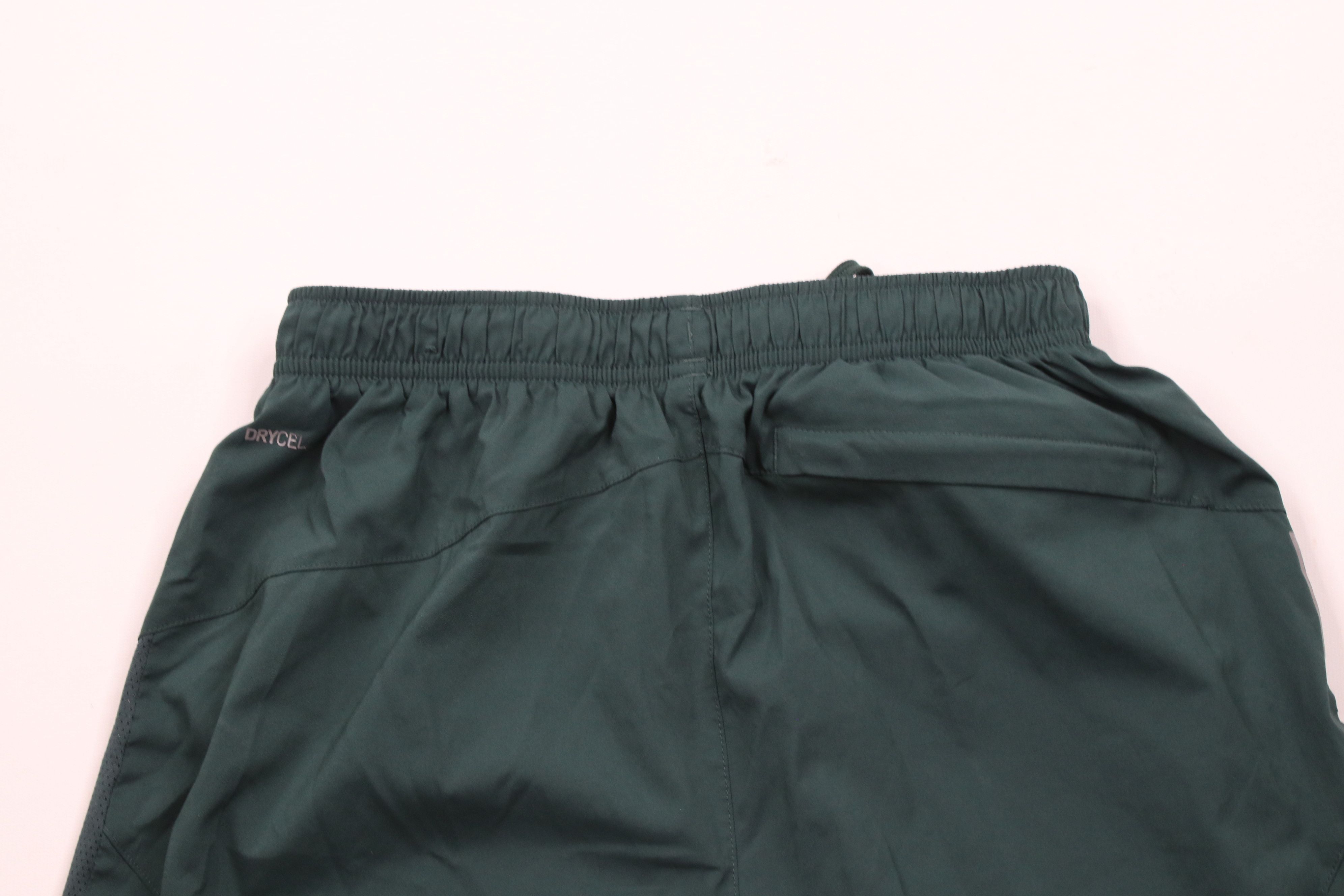 Puma × Vintage Vintage Y2K Puma Jogging Soccer Shorts Green Polyester Size US 30 / EU 46 - 9 Thumbnail