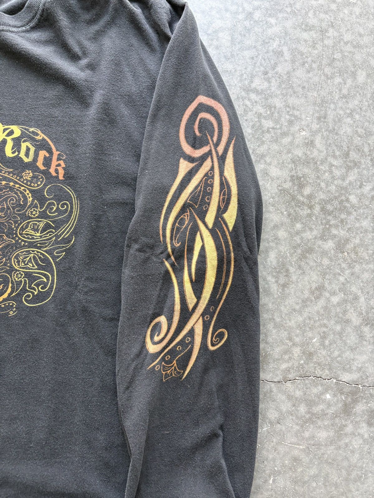 Vintage Vintage Y2K Hard Rock Cafe London Longsleeve Tee Size US L / EU 52-54 / 3 - 3 Thumbnail