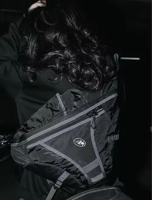 VIBE Streetwear Motorcycle Waterproof Crossbody Bag Backpack Size ONE SIZE - 5 Thumbnail