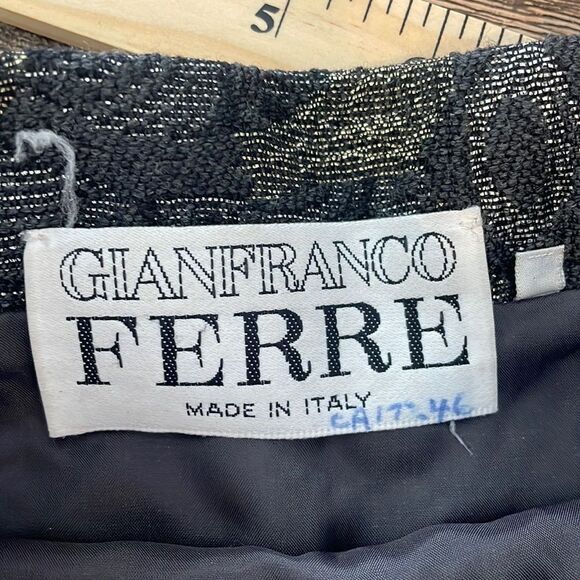 Gianfranco Ferre Gianfranco Ferre vintage jacquard baroque skirt US 4 Size 27" / US 4 / IT 40 - 2 Thumbnail