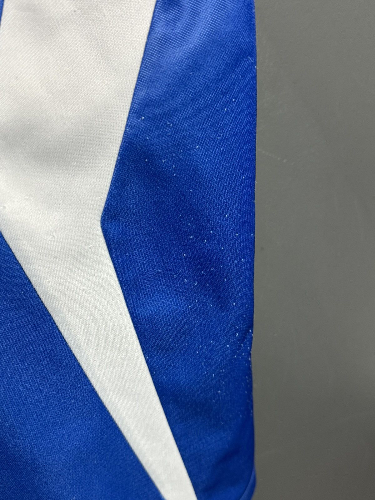 Diadora Sheffield Wednesday 03/05 Home Football Jersey Size US M / EU 48-50 / 2 - 16 Thumbnail