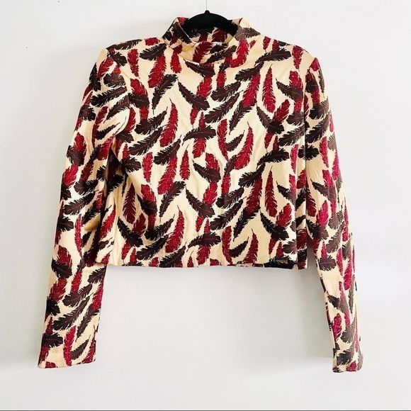 St. John St. John Collection Marie Gray Top S Long Sleeve Crop Mockne Size S / US 4 / IT 40 - 1 Thumbnail