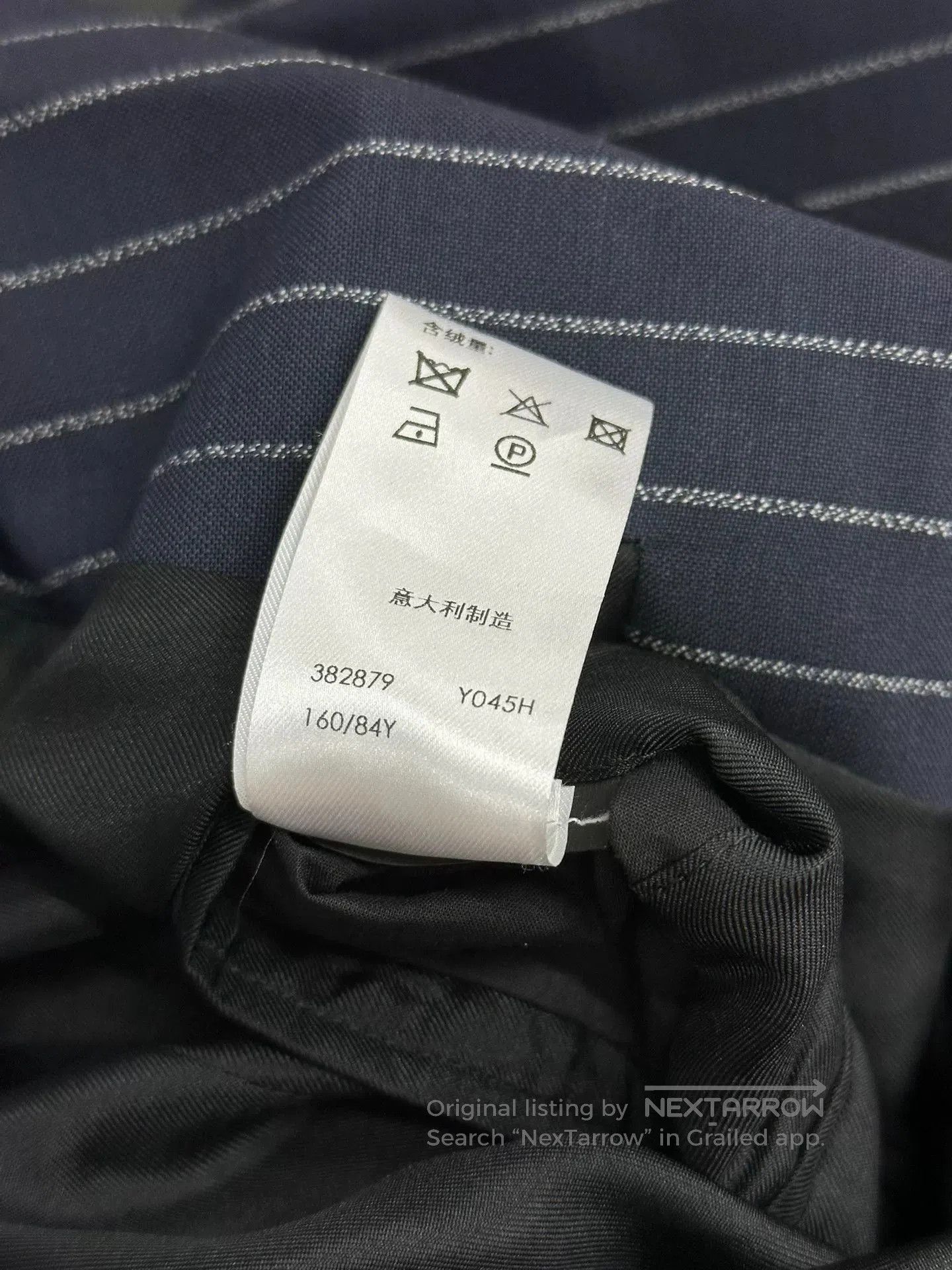 Saint Laurent Paris Saint Laurent YSL Dark Blue Pinstripe Blazer. Size S / US 4 / IT 40 - 5 Thumbnail