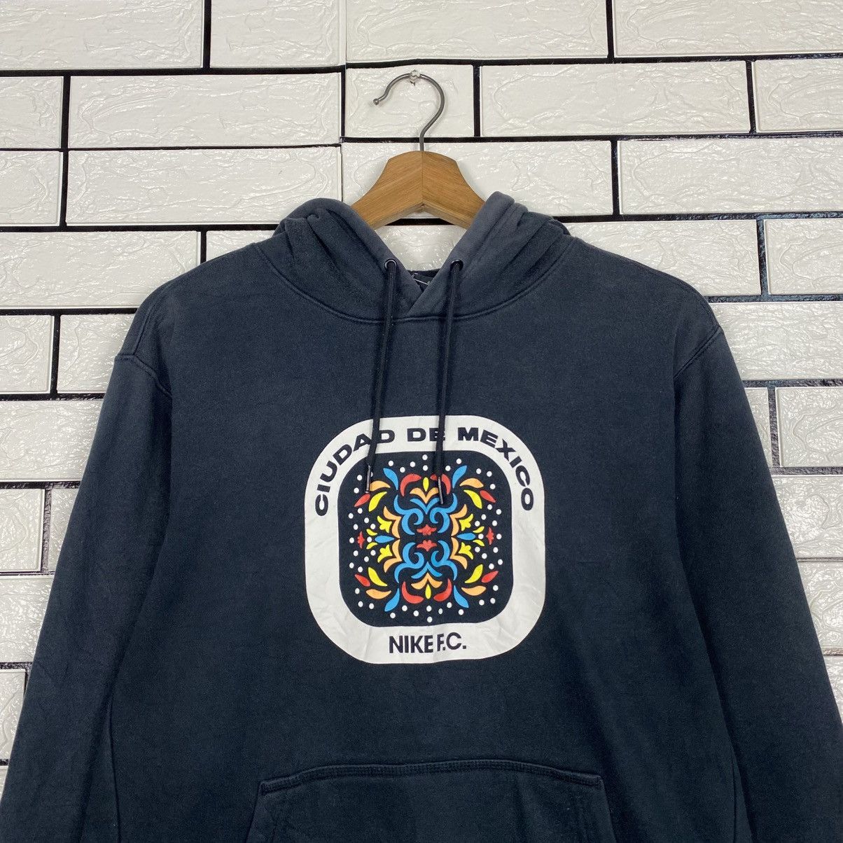 Nike 📌Hoodie Pull Over Nike Ciudad De Mexico Nike FC Big Logo Size US L / EU 52-54 / 3 - 16 Thumbnail