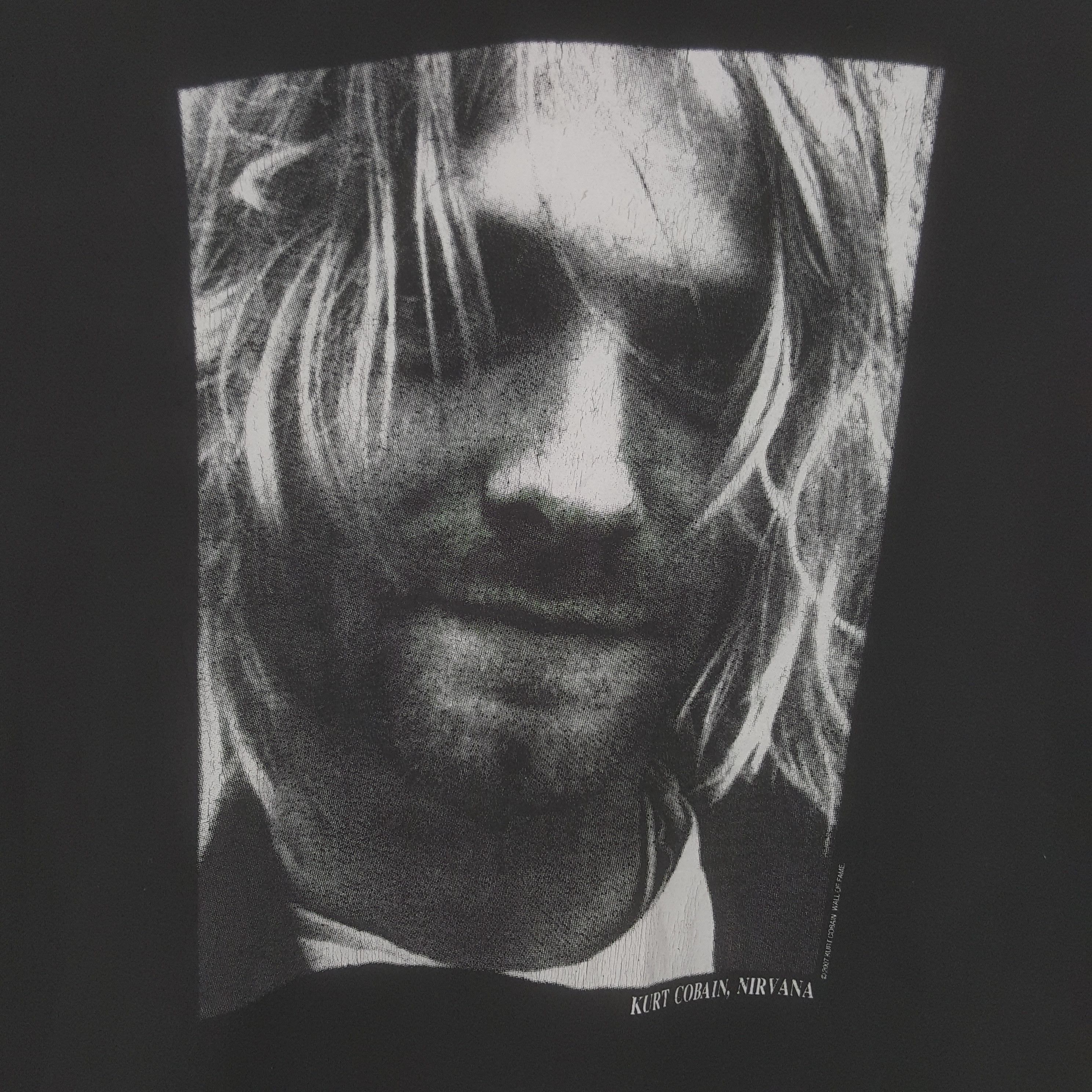 Vintage Vintage Kurt Cobain Nirvana American Band Tshirt Size US L / EU 52-54 / 3 - 2 Thumbnail