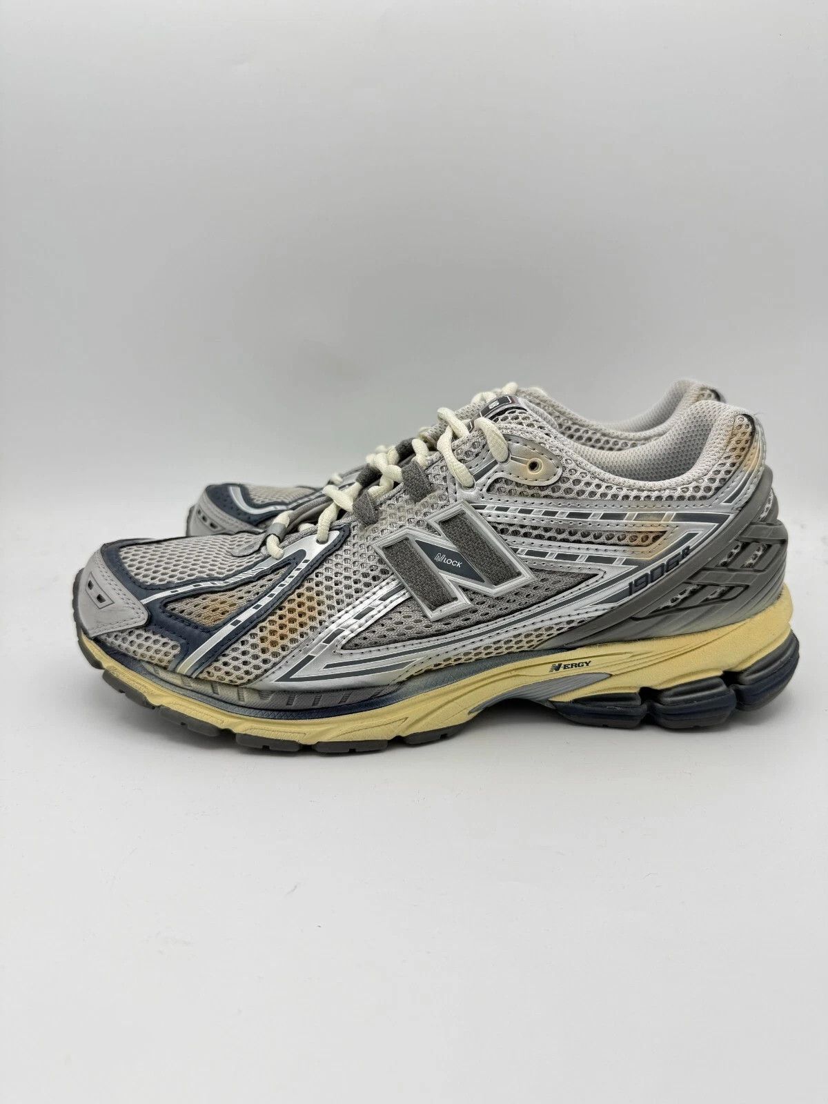New Balance × thisisneverthat thisisneverthat New Balance 1906R The Downtown Run Size US 9 / EU 42 - 4 Thumbnail