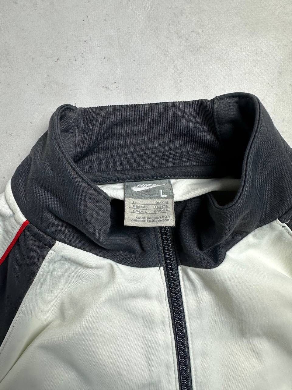 Nike Vintage Nike Swoosh Boxy Olympic Jacket Y2K L Size US L / EU 52-54 / 3 - 4 Thumbnail