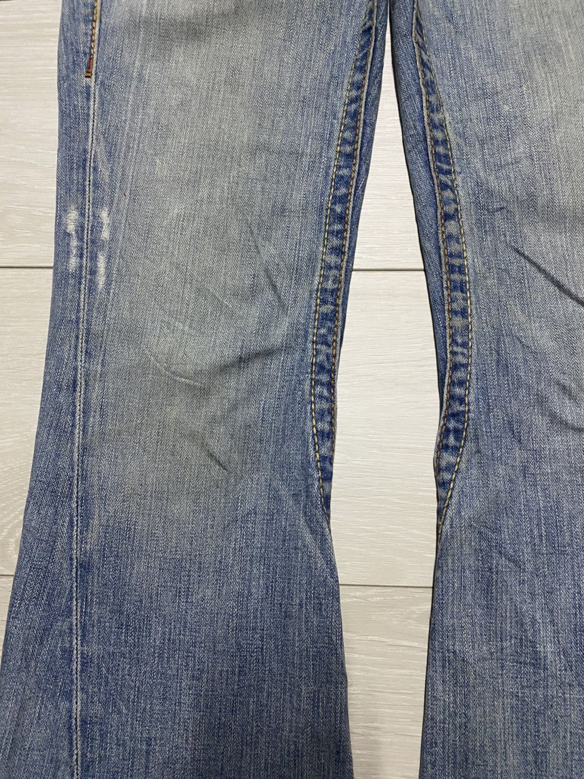 Tornado Mart True Religion Light Wash Super Flare Distressed Jeans Size US 29 - 7 Thumbnail