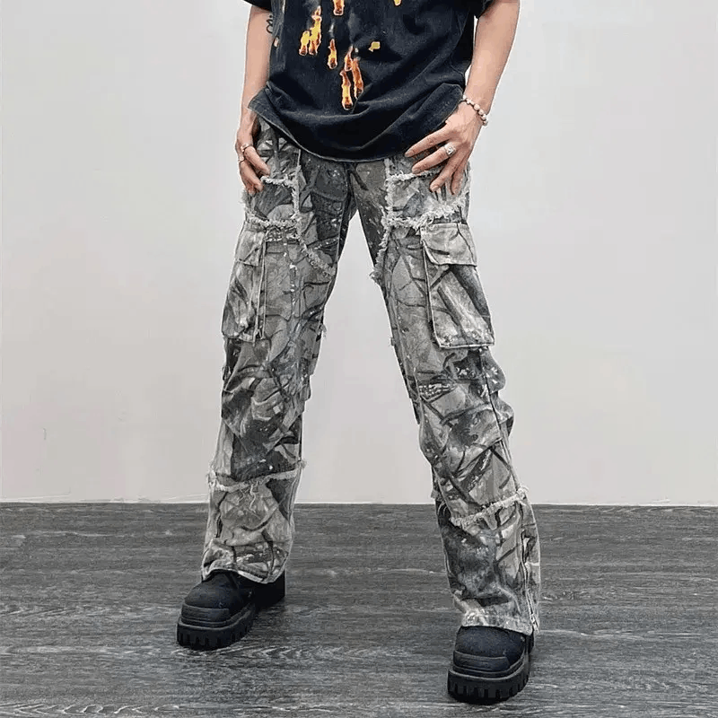 Japanese Brand × Vintage Camouflage Y2K Fashion Baggy Jeans Cargo Pants Size US 28 / EU 44 - 1 Thumbnail