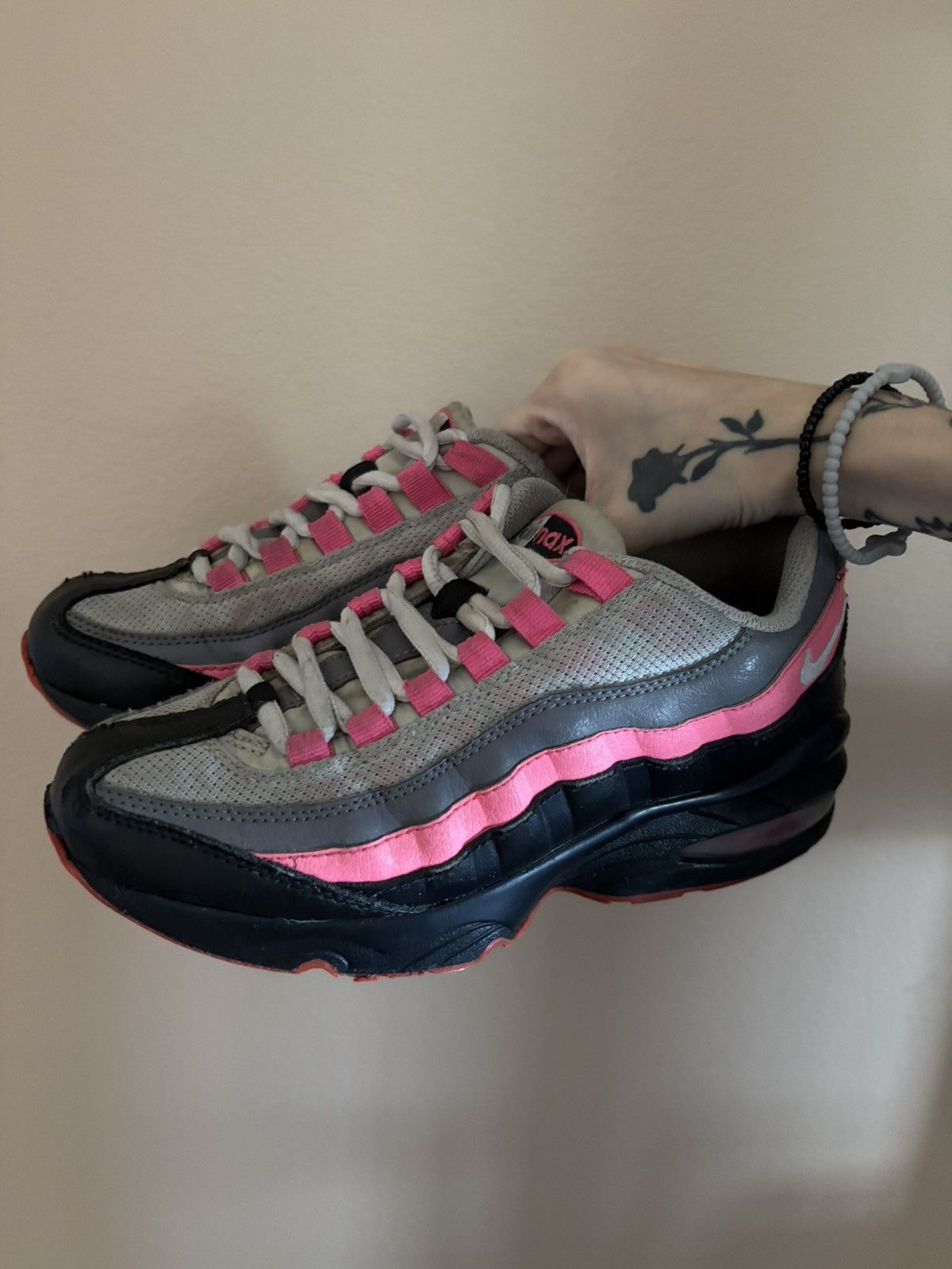 Nike Nike Air Max 95 GS 'Black Pink Blast' Size US 5.5 / IT 35.5 - 6 Thumbnail