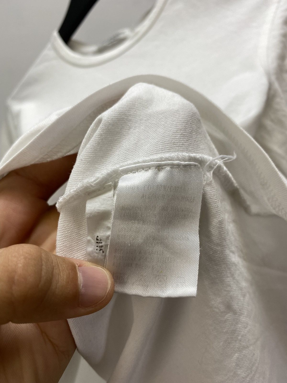 Yves Saint Laurent Yves Saint Laurent Small Logo T-shirt YSL White Men’s S Size US S / EU 44-46 / 1 - 14 Thumbnail