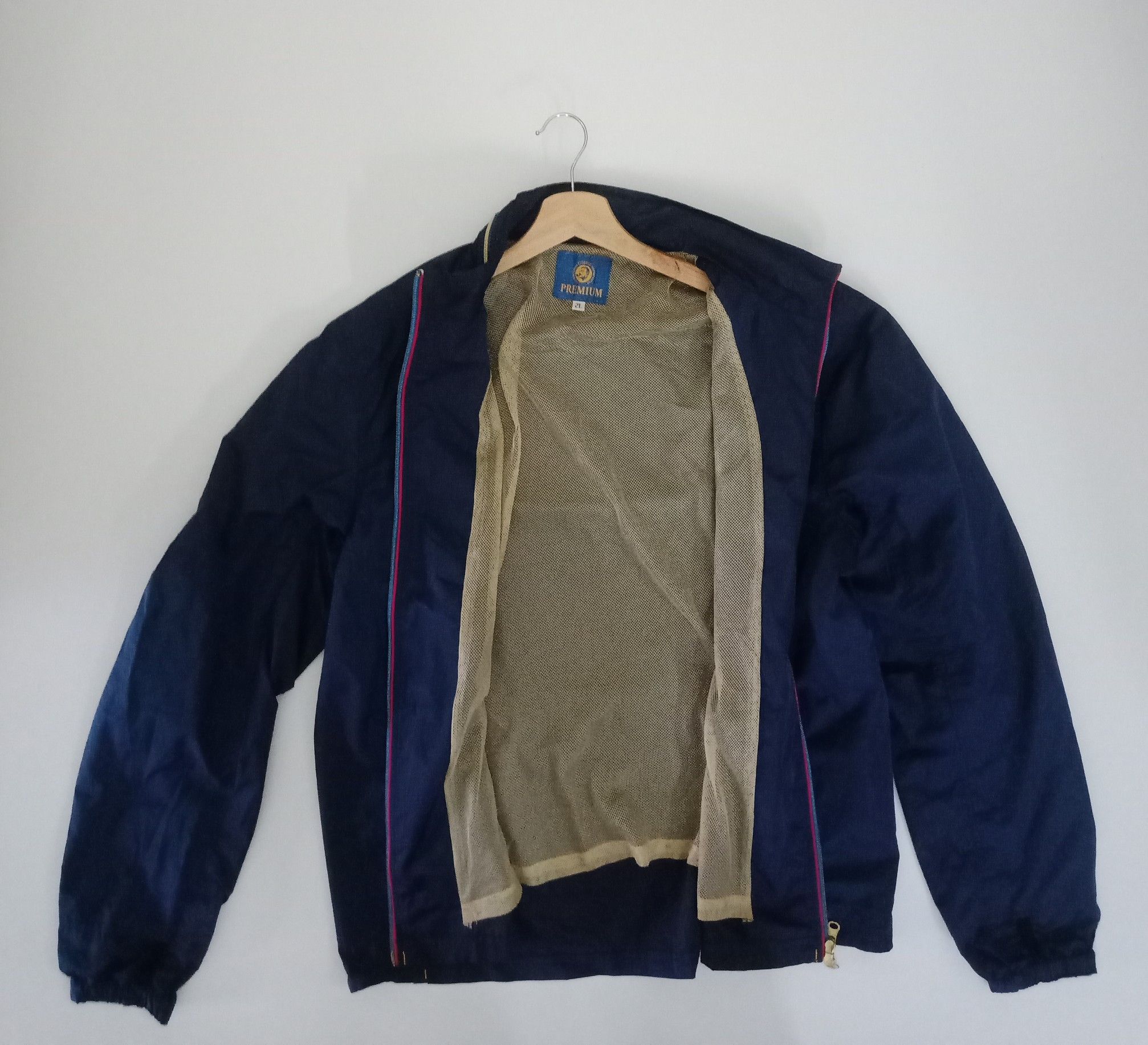 Japanese Brand The Premium Boss Coffee #A Size US L / EU 52-54 / 3 - 3 Thumbnail