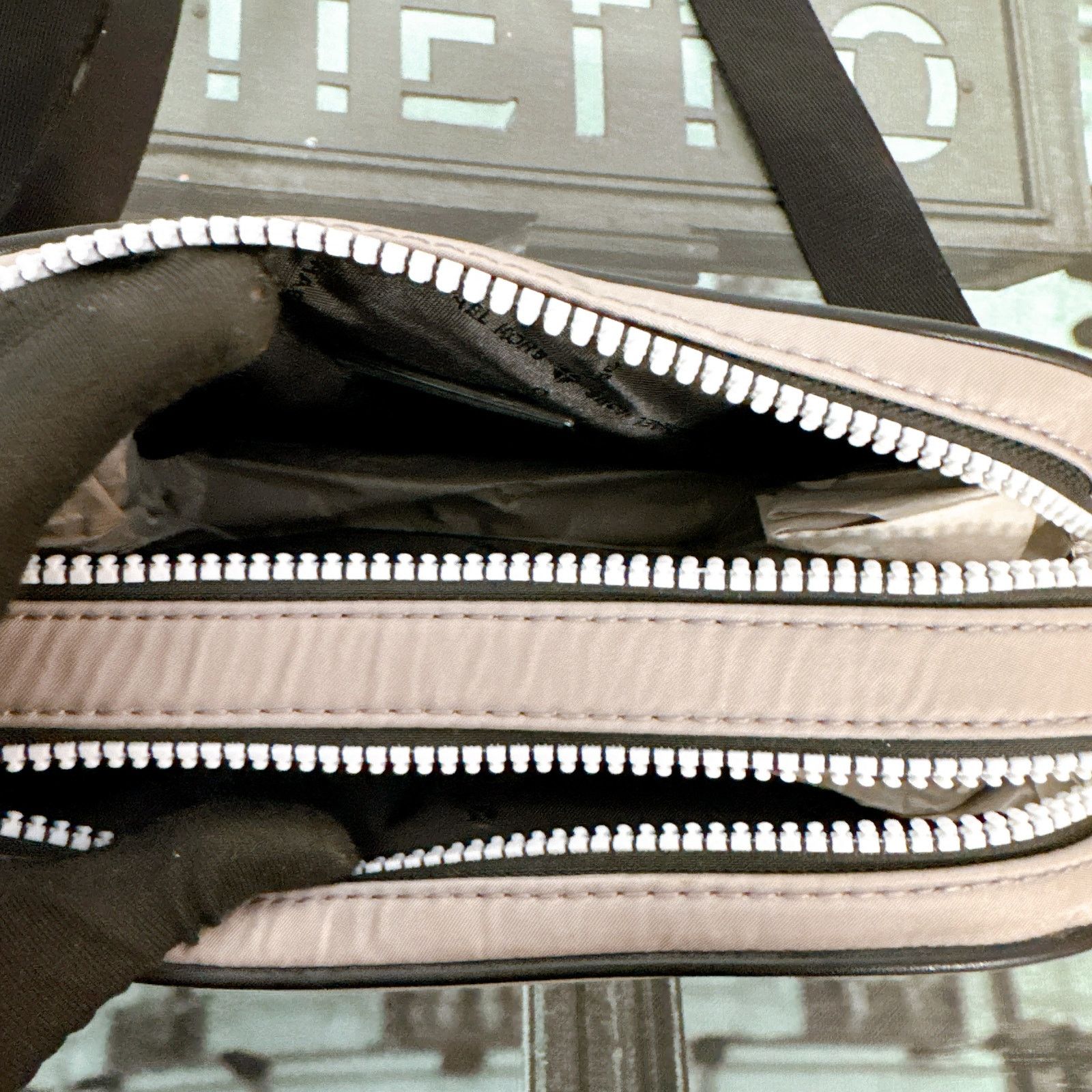 Michael Kors Michael Kors 35H9SY9C5C Kenly Small Camera Crossbody Bag Size ONE SIZE - 6 Thumbnail