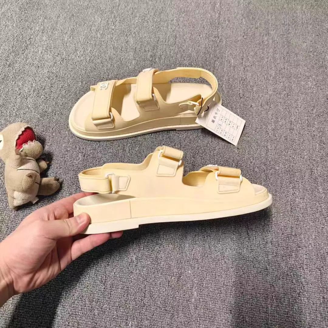 Chanel Chanel CC Sandals 98 New Size 38 Size US 7.5 / IT 37.5 - 3 Thumbnail