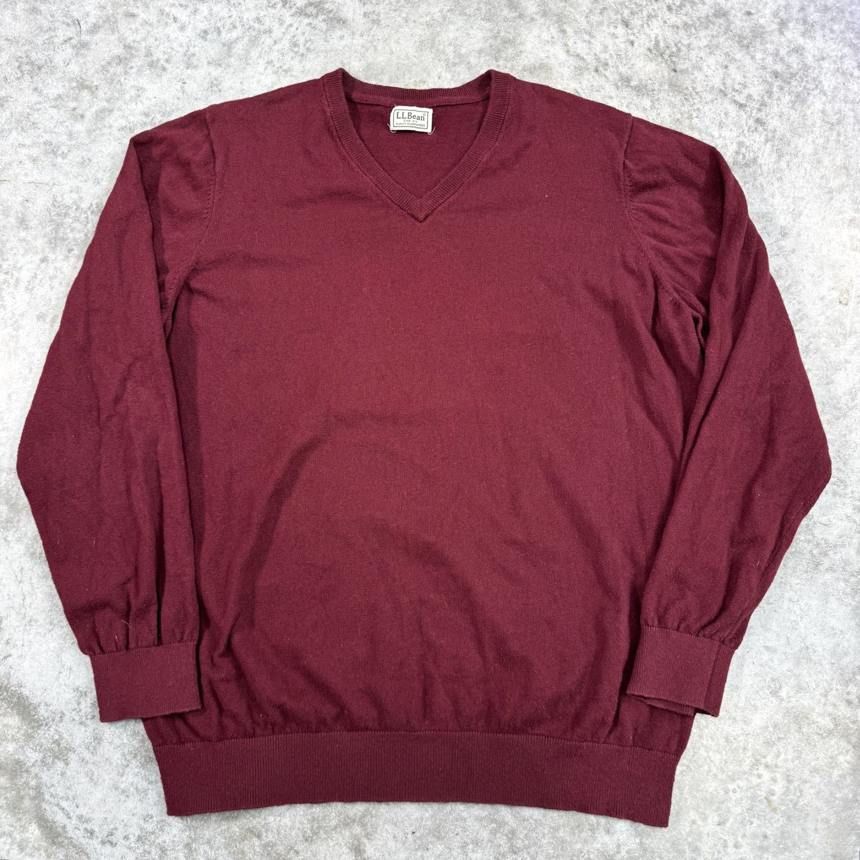 Vintage VINTAGE LL Bean Sweater Mens Large Burgundy V-Neck Cotton Cashmere Pullover Lightweight Size US L / EU 52-54 / 3 - 2 Thumbnail