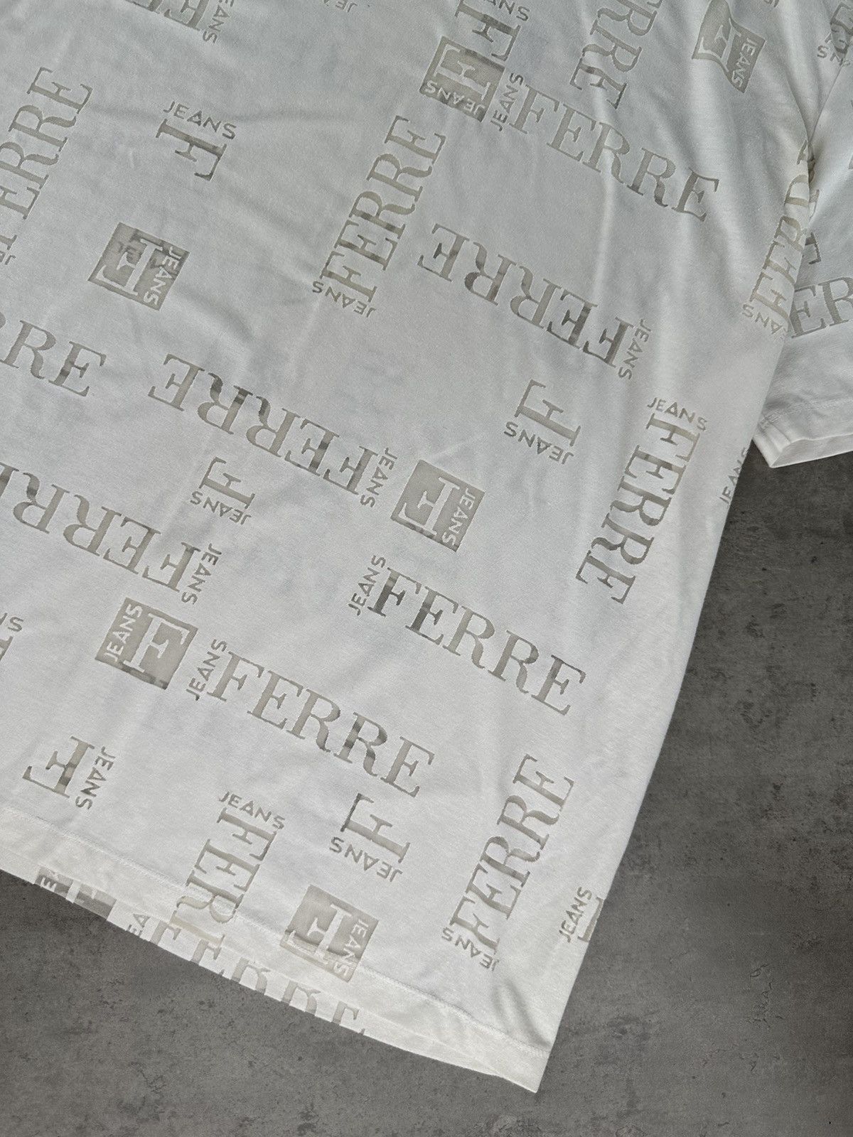 Ferre Ferre Vintage Monogram T-Shirt Size US XXL / EU 58 / 5 - 7 Thumbnail
