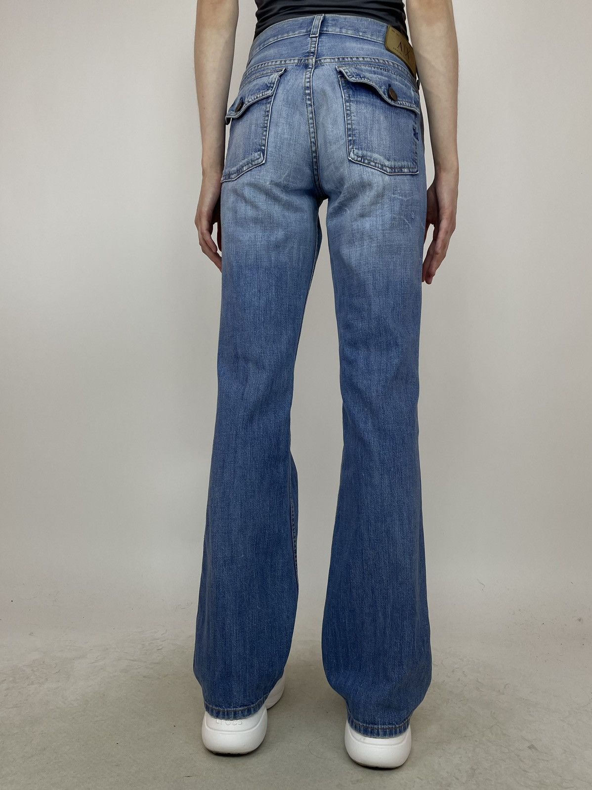 Armani Exchange Armani Axchange Flared Jeans Womens size 6 R Size 28" / US 6 / IT 42 - 7 Thumbnail