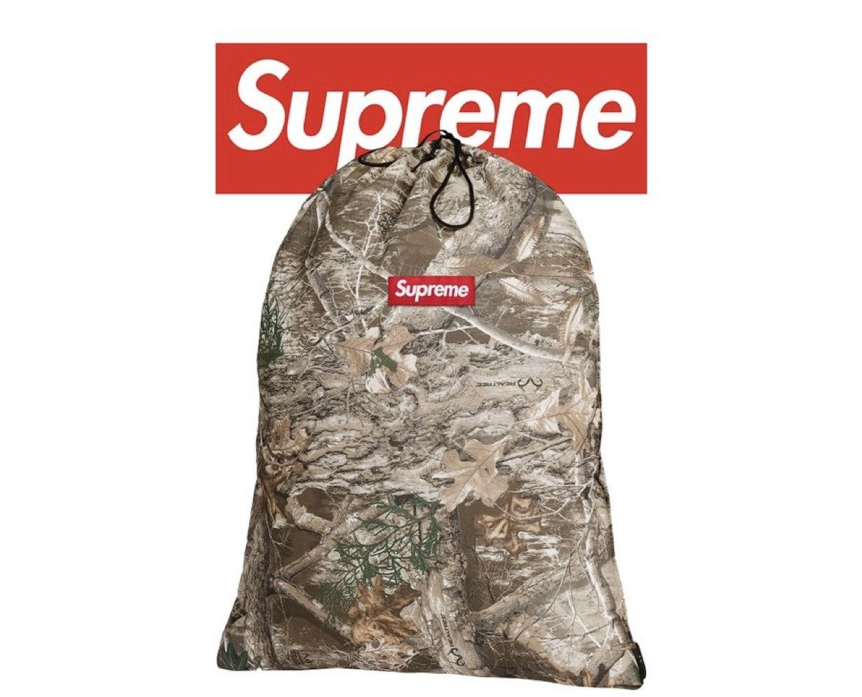 Supreme Supreme Laundry Bag Camo FW25 Size ONE SIZE - 3 Thumbnail
