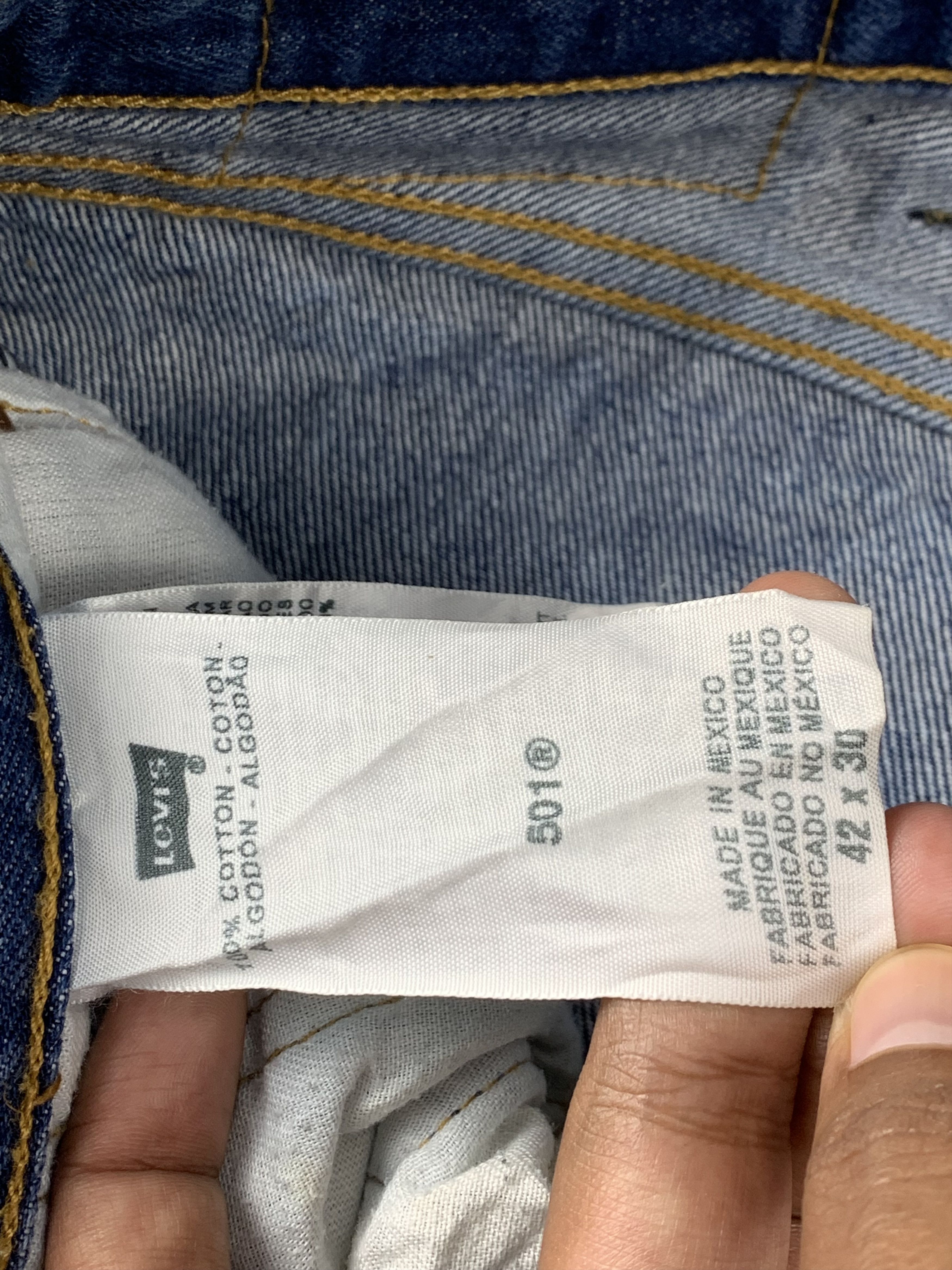 Levi's Vintage Levis 501 Faded Blue Jeans DP1974 Size US 39 - 6 Thumbnail
