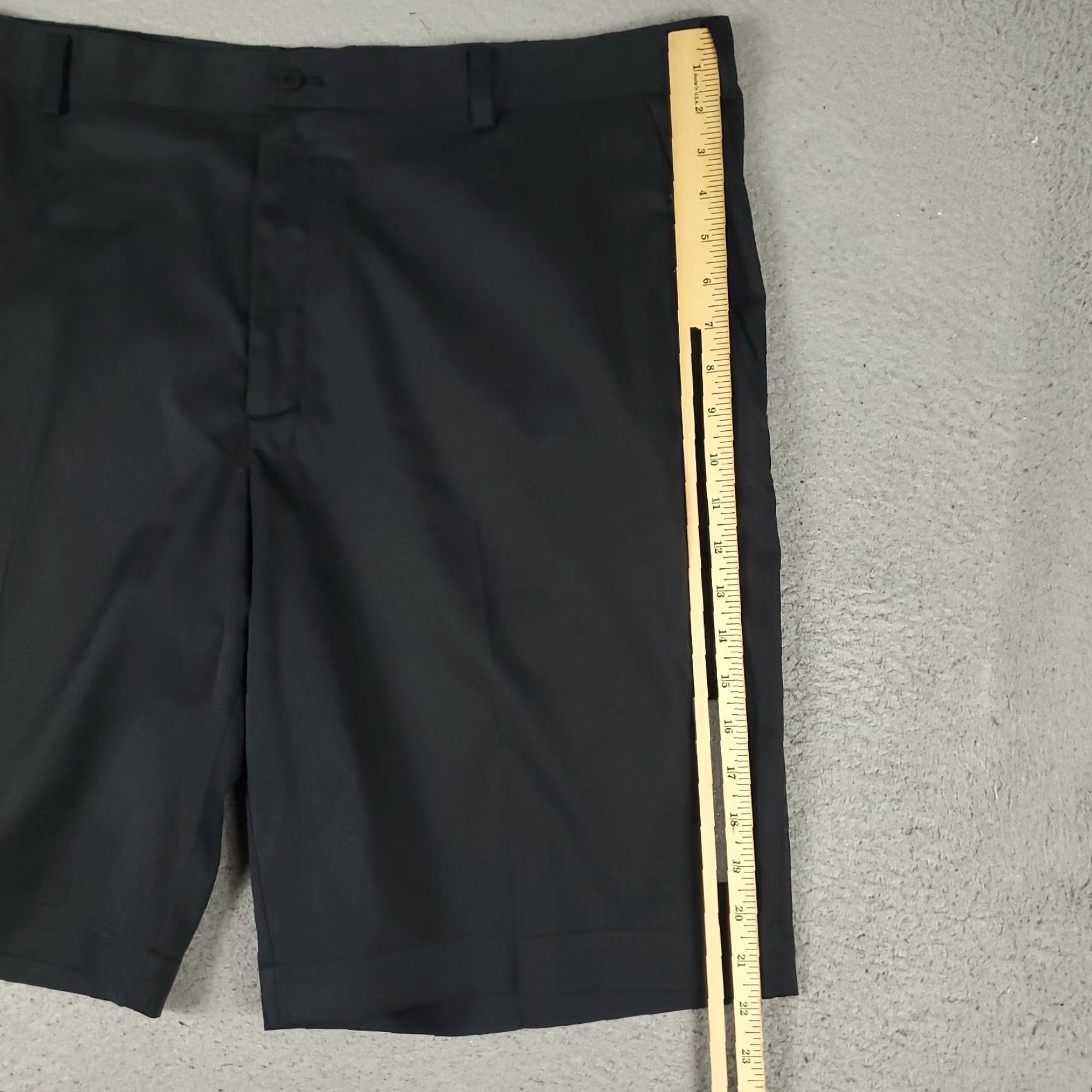 Nike Nike Shorts Mens 40 Black Swoosh Golf Dri Fit Casual Flat Front Chino Size US 40 / EU 56 - 5 Thumbnail