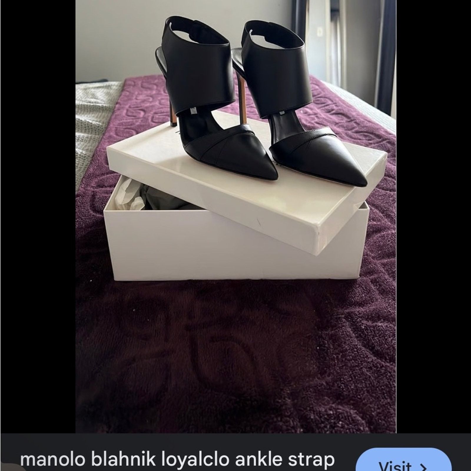 Manolo Blahnik Manolo Blahnik $885 Black Women's Heels size 39 (size 8.5 ) Size US 9 / IT 39 - 2 Thumbnail