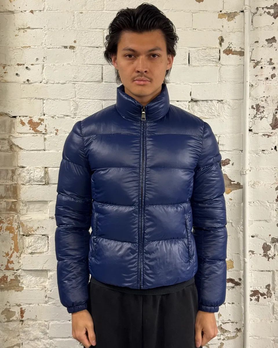 Prada 2000s Prada Navy Nylon Quilted Puffer Jacket Size US S / EU 44-46 / 1 - 2 Thumbnail