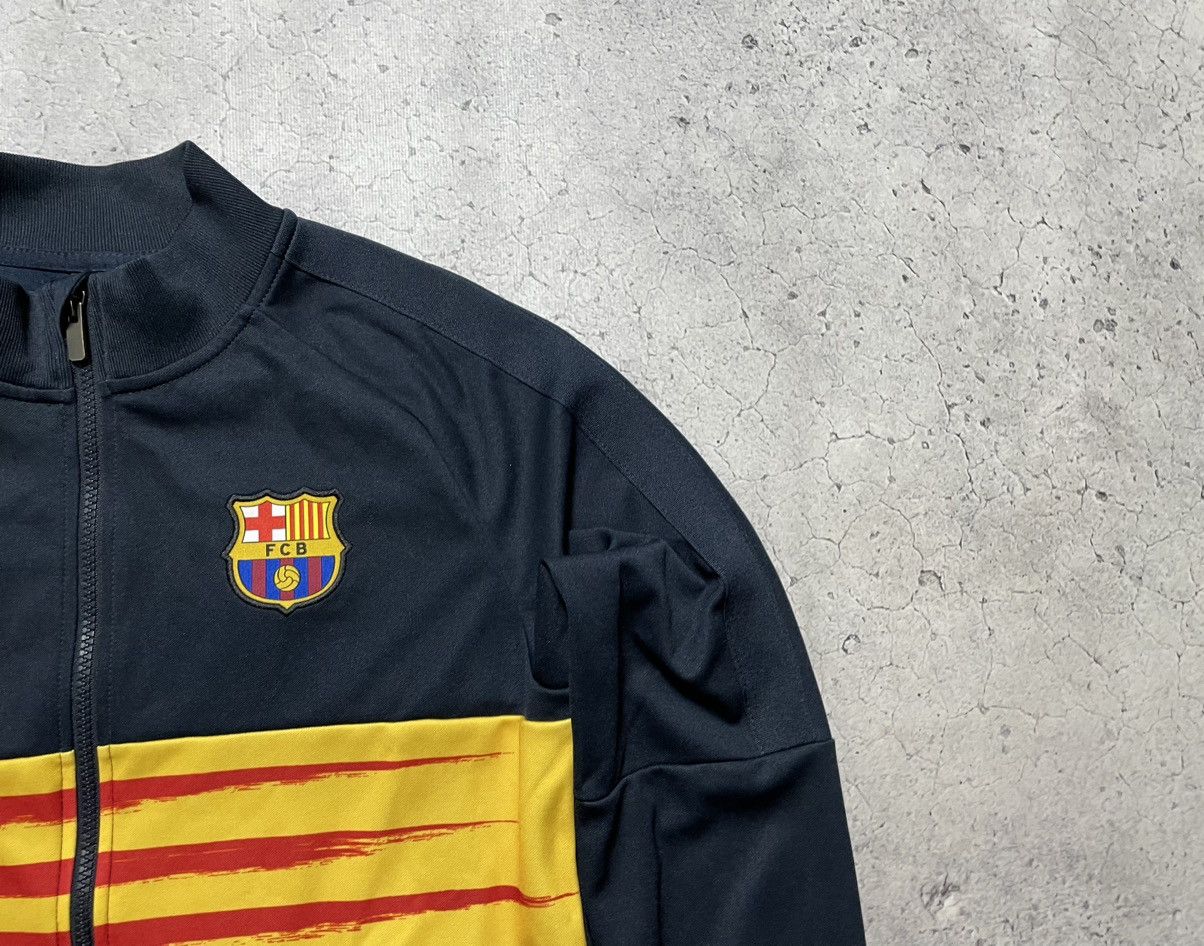 Nike Vintage Nike FC Barcelona Drill Y2K Full Zip Jacket Size US S / EU 44-46 / 1 - 5 Thumbnail