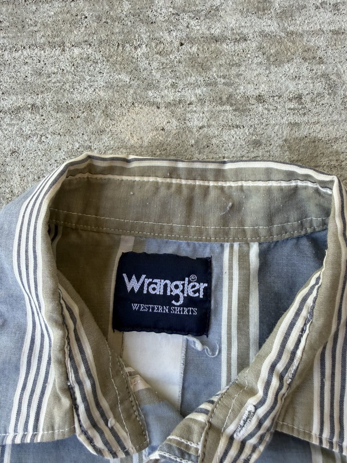 Wrangler 90s Wrangler Pearl Snap Short Sleeve Striped Button Up Size US XL / EU 56 / 4 - 5 Thumbnail