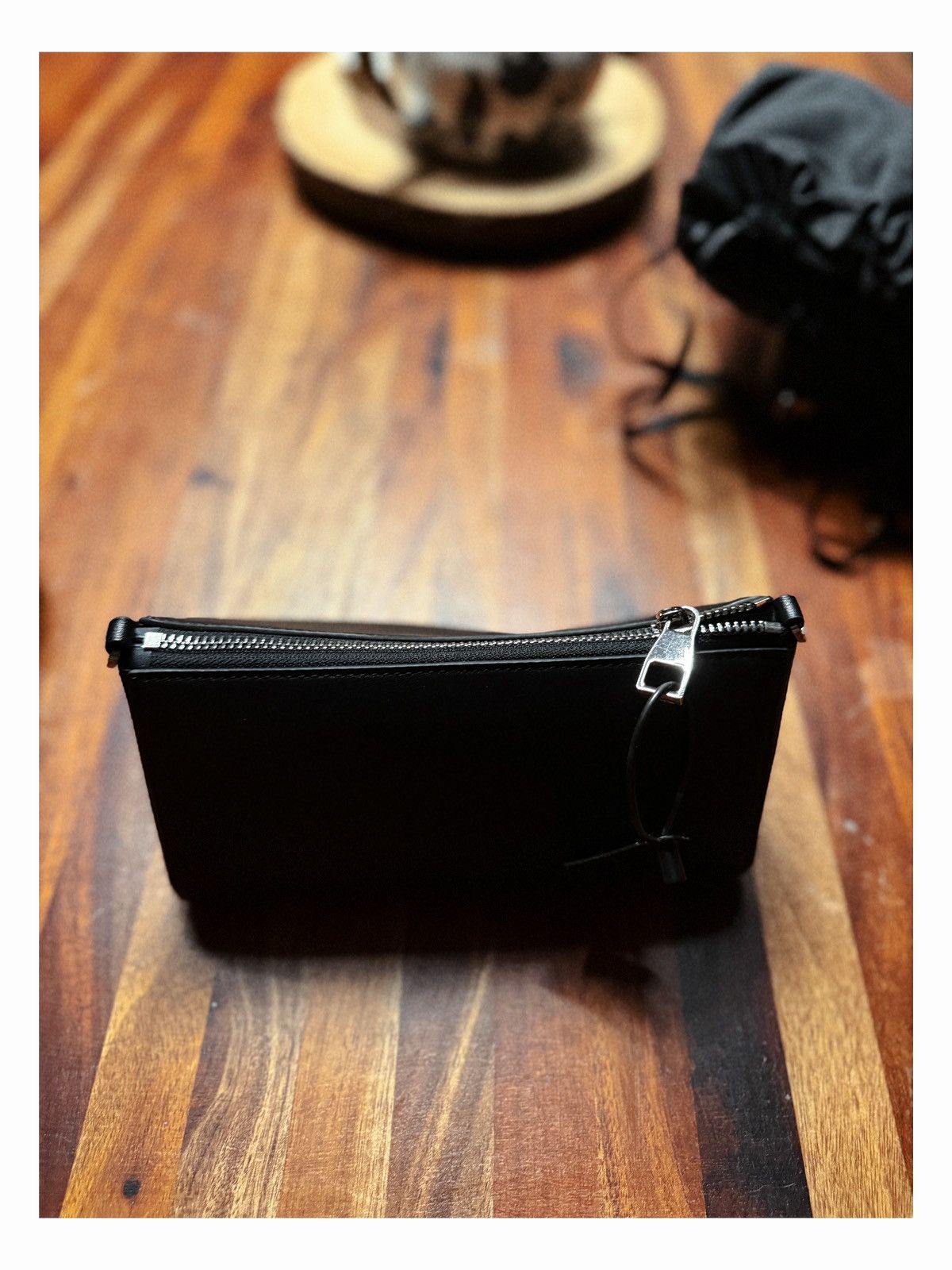 Other Sculptural Black Triangle Clutch – Modern Minimalist Luxury Size ONE SIZE - 5 Thumbnail