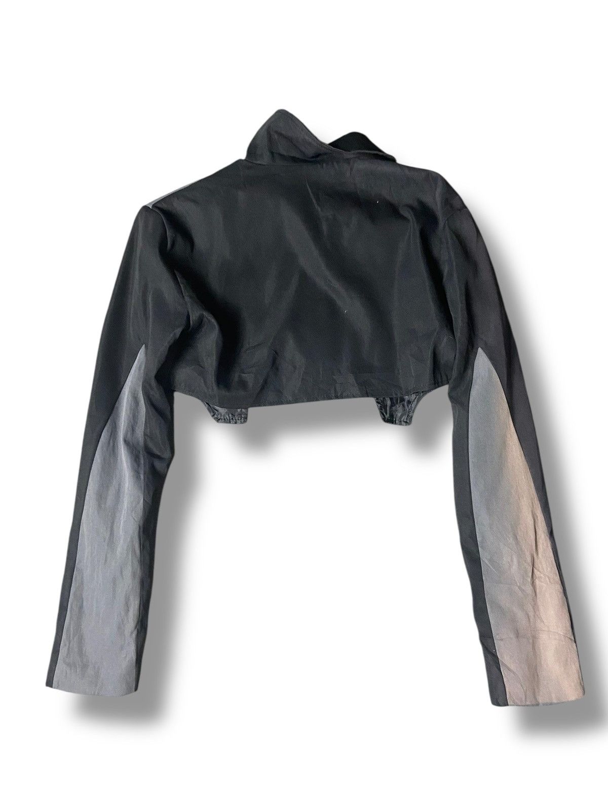 Japanese Brand Classic Fashion Brand Crop Zip Up Jacket (166) Size XS / US 0-2 / IT 36-38 - 3 Thumbnail