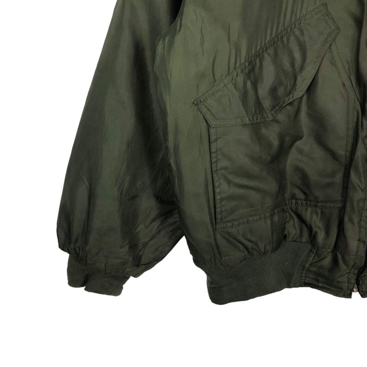 Japanese Brand 🔥90’s VINTAGE RIOT RIOT BOMBER JACKET FAD TRIBE JAPAN Size US L / EU 52-54 / 3 - 4 Thumbnail