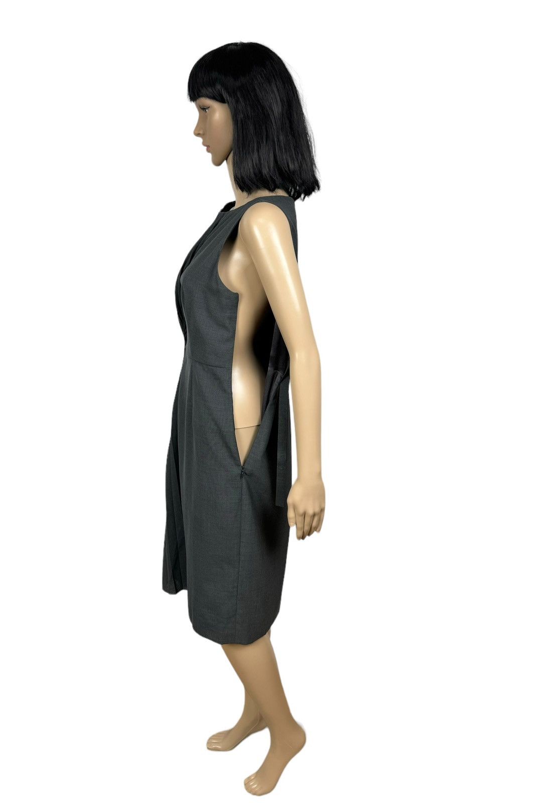 Valentino Valentino Belted Wool-Polyester Pleated Dress size 8 Size S / US 4 / IT 40 - 13 Thumbnail