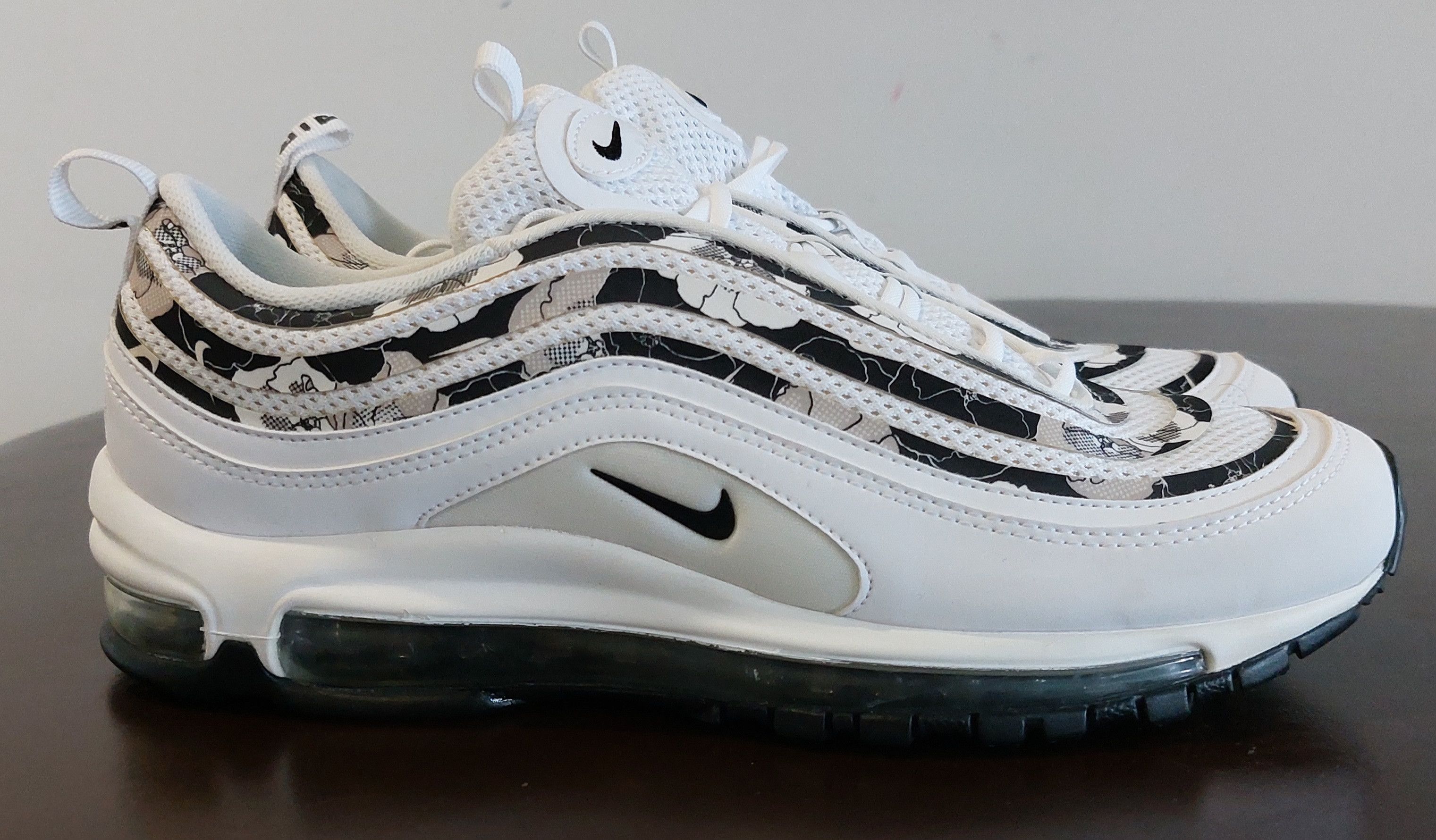 nike 97 green and white