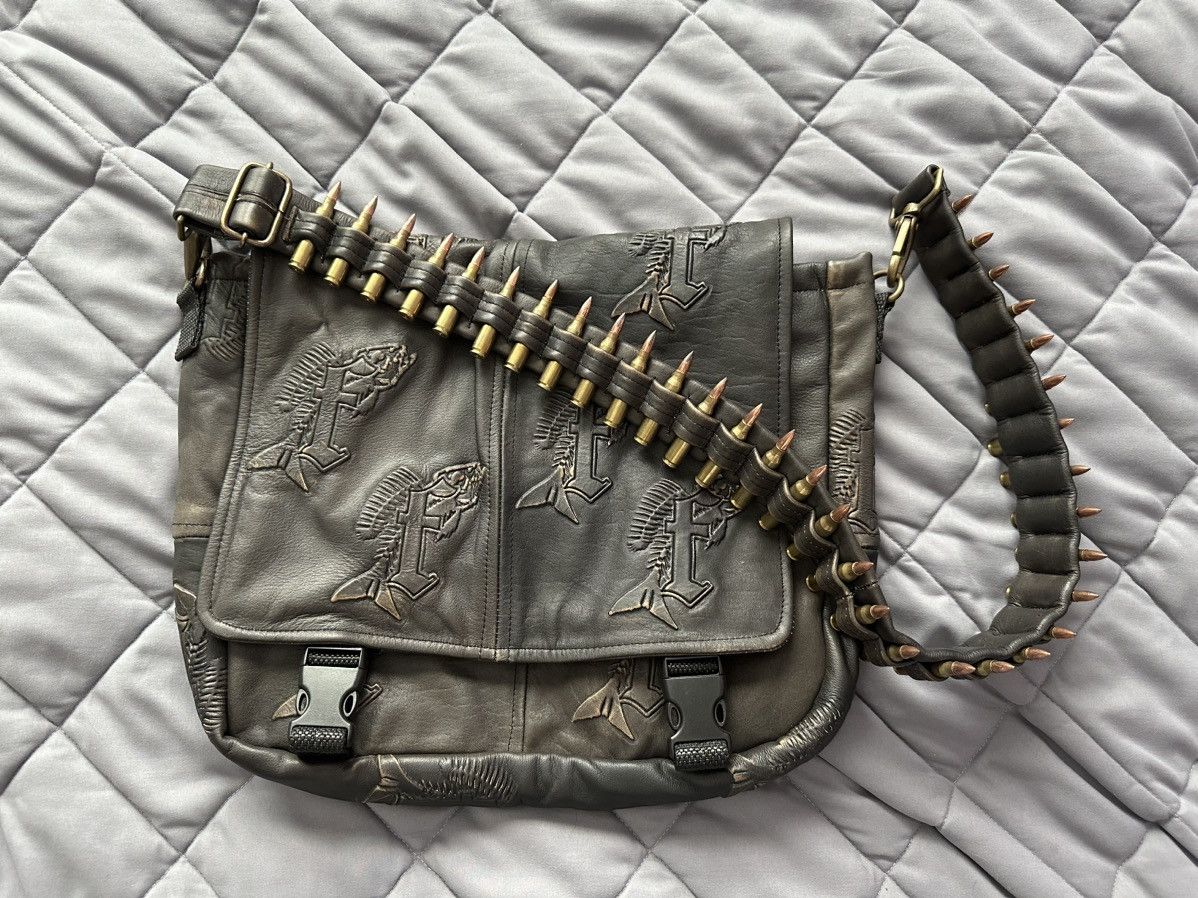 bullet バッグ scale\