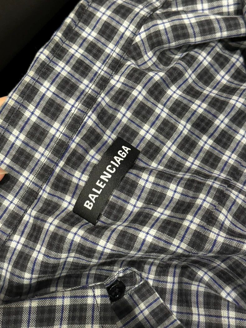 Balenciaga Balenciaga size 40 shirt Size US XXS / EU 40 - 2 Thumbnail
