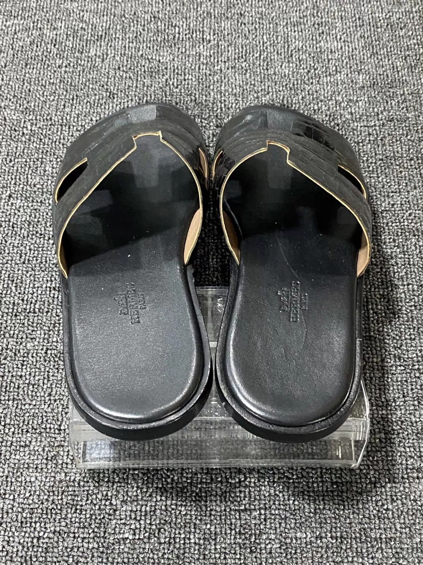 Hermes Hermes Croc Slippers 98 New Size 38 Size US 7.5 / IT 37.5 - 5 Thumbnail