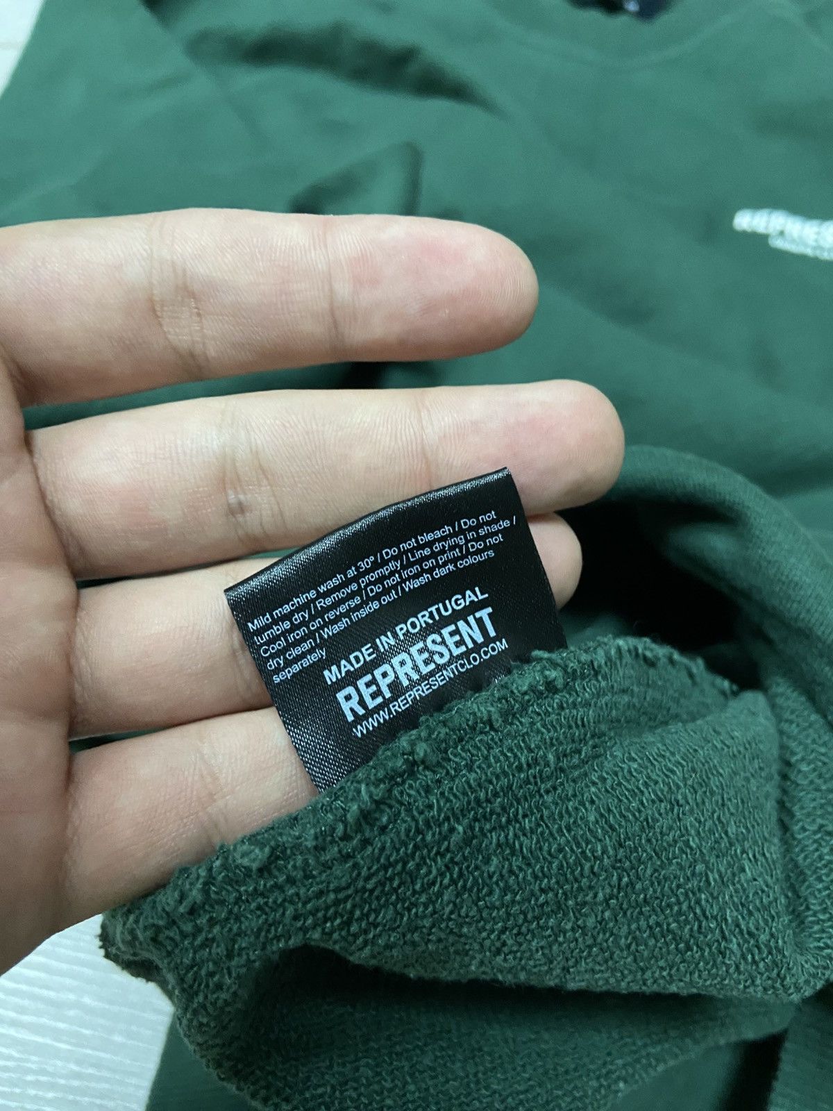 Represent Clo. Represent Clo. Owners club sweatshirt to Vintage Size US L / EU 52-54 / 3 - 8 Thumbnail