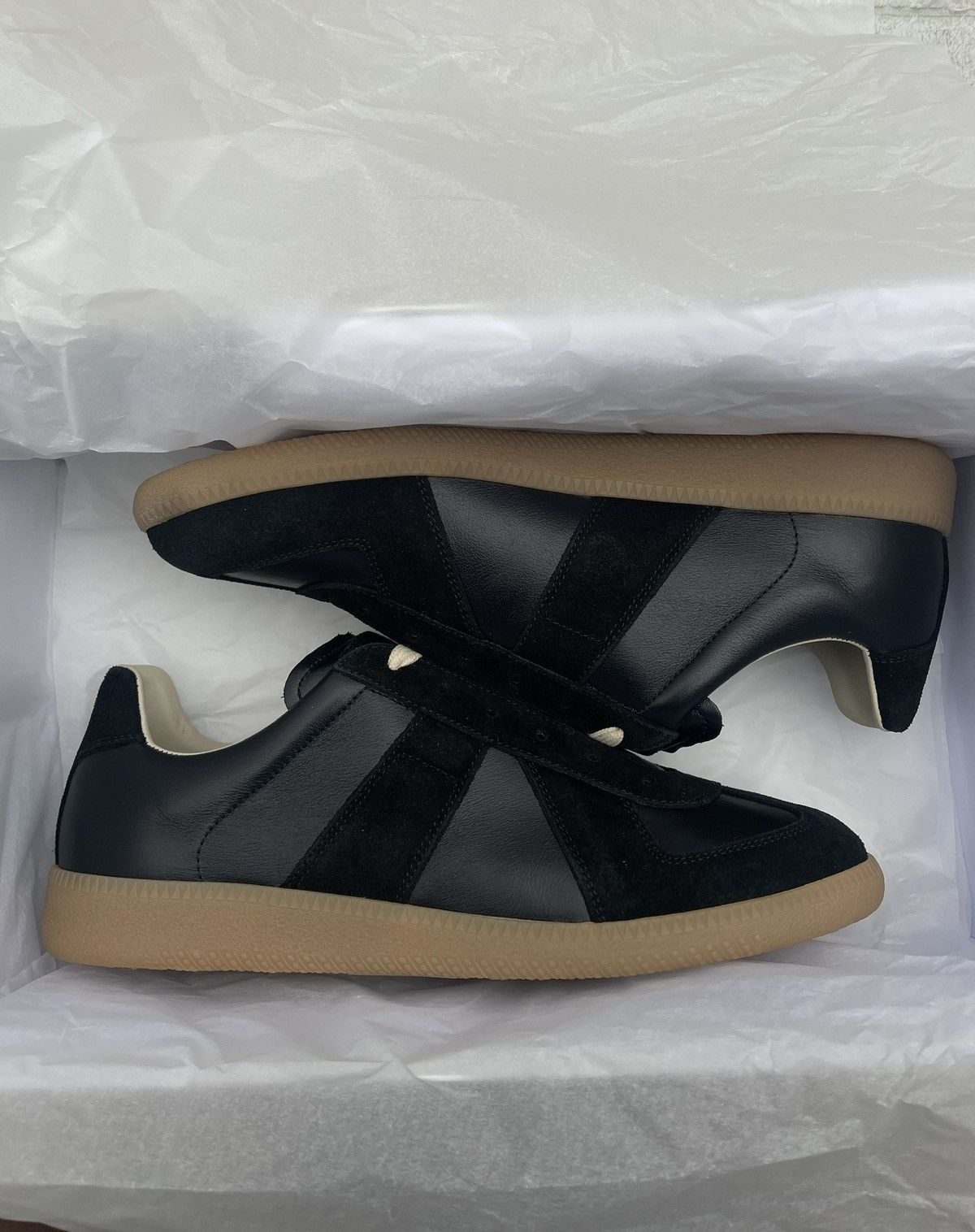 Maison Margiela Maison Margiela GAT Black Gum Size 40/7 US BRAND NEW Size US 7 / EU 40 - 4 Thumbnail
