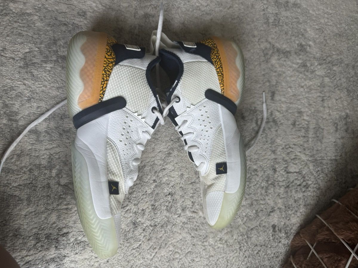 Jordan Brand Michigan PE’s Size US 8 / EU 41 - 4 Thumbnail