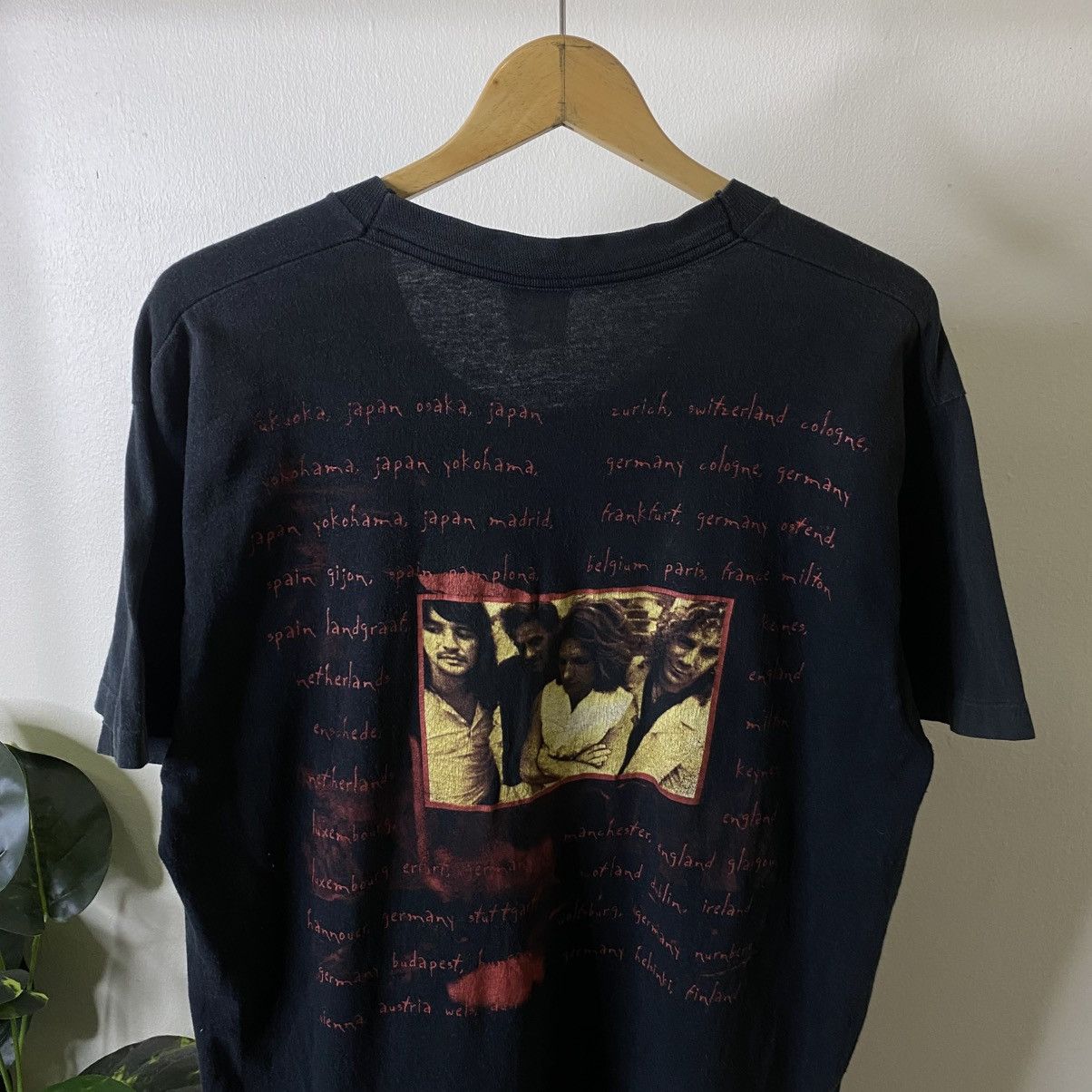 Bon Jovi Vintage 1995 BonJovi These Days Album Promo T Shirt Size US L / EU 52-54 / 3 - 6 Thumbnail