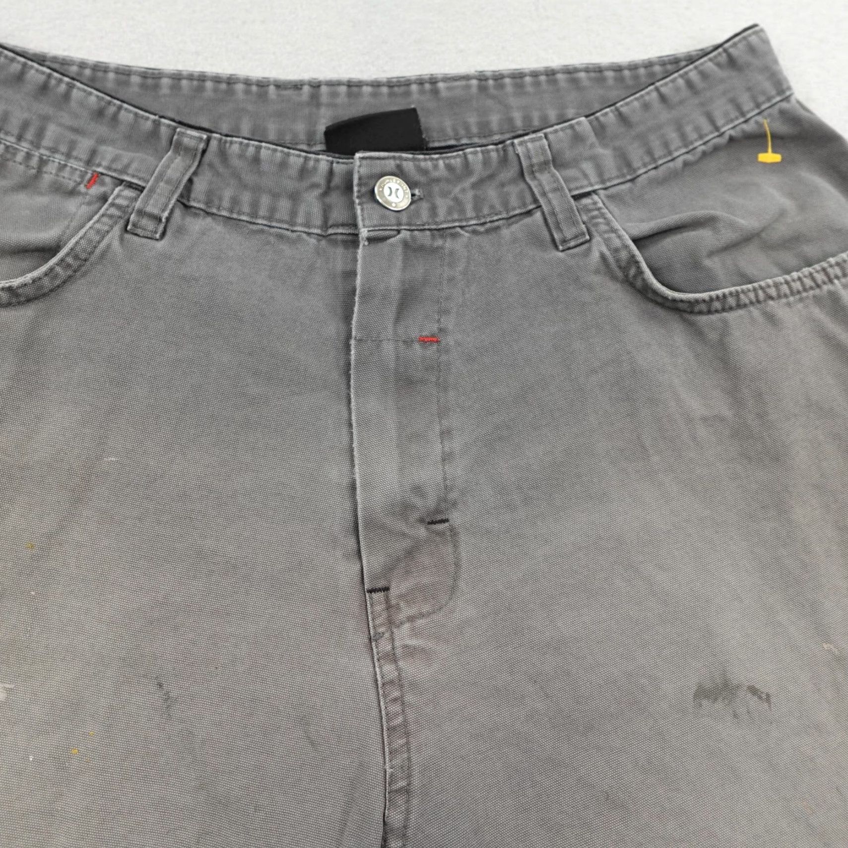 Hurley VINTAGE Hurley Shorts Mens 34 Gray Chino Skateboarding Grunge 90s USA Size US 34 / EU 50 - 2 Thumbnail