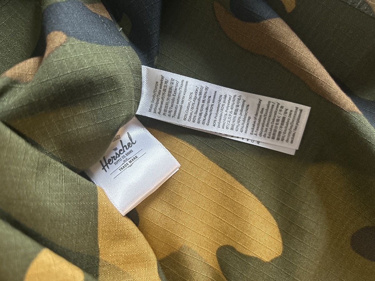 Herschel Supply Co. Herschel Camo Longsleeve Size US S / EU 44-46 / 1 - 2 Thumbnail