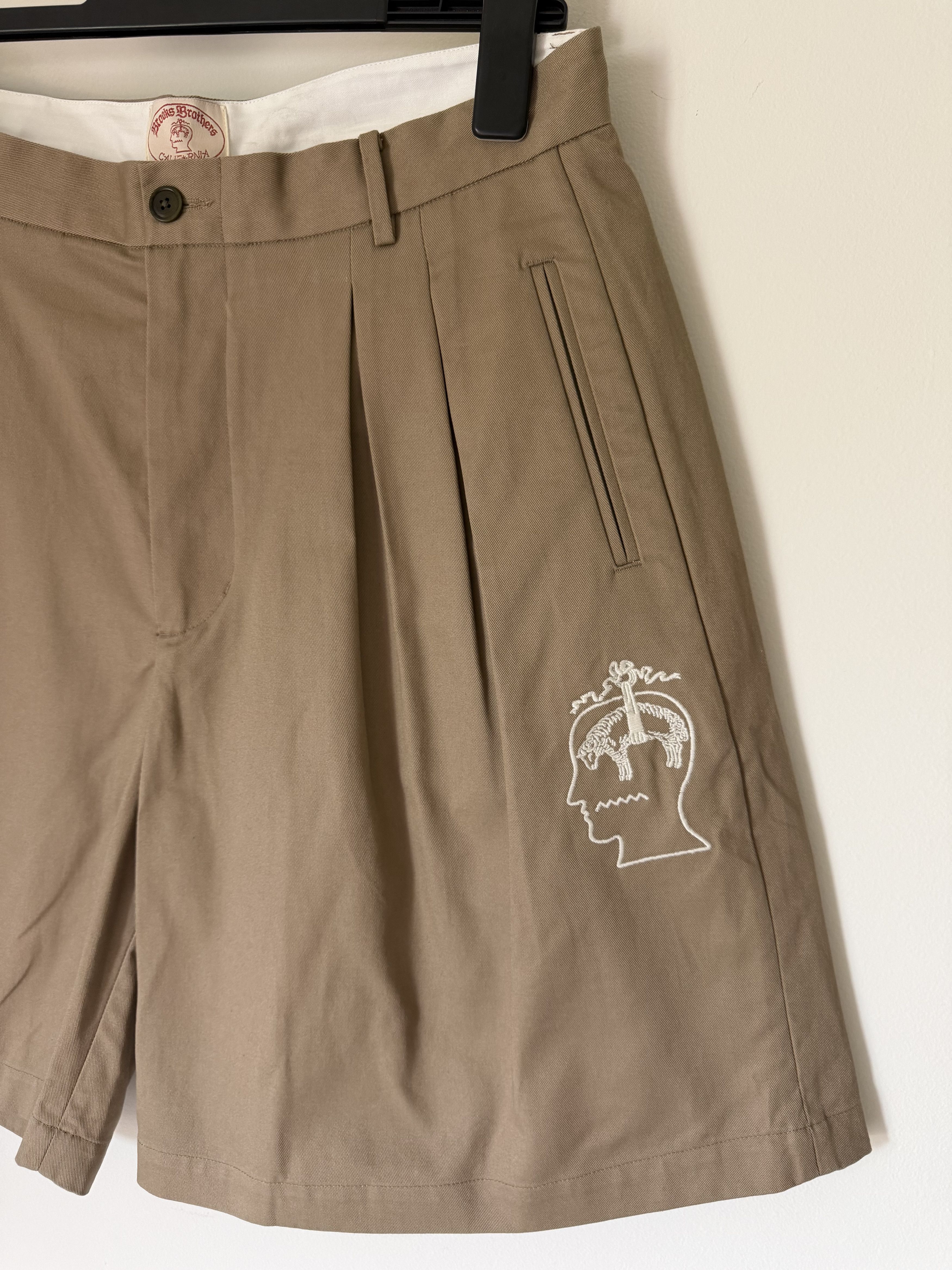 Brain Dead Brain Dead Brooks Brothers Pleated Chino Shorts in Desert Size US 34 / EU 50 - 2 Thumbnail