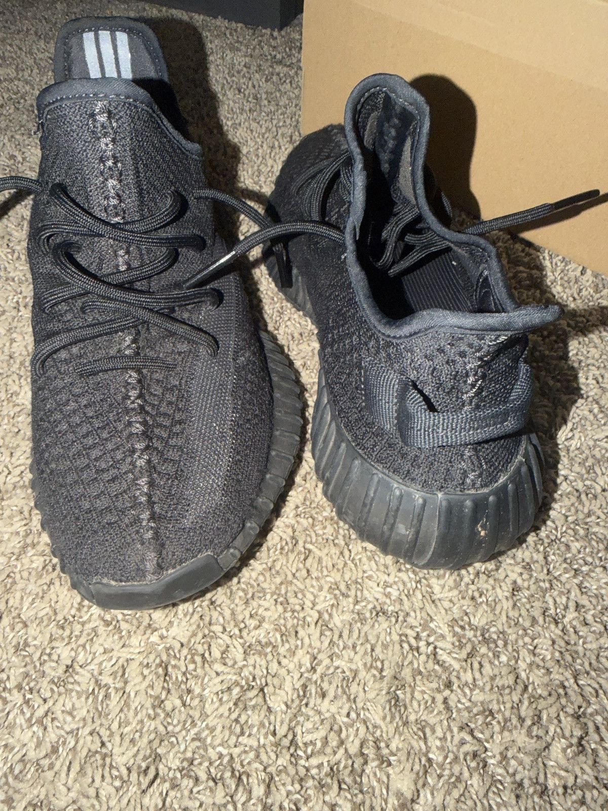 Yeezy Yeezy 350 onyx Size US 7.5 / EU 40-41 - 3 Thumbnail
