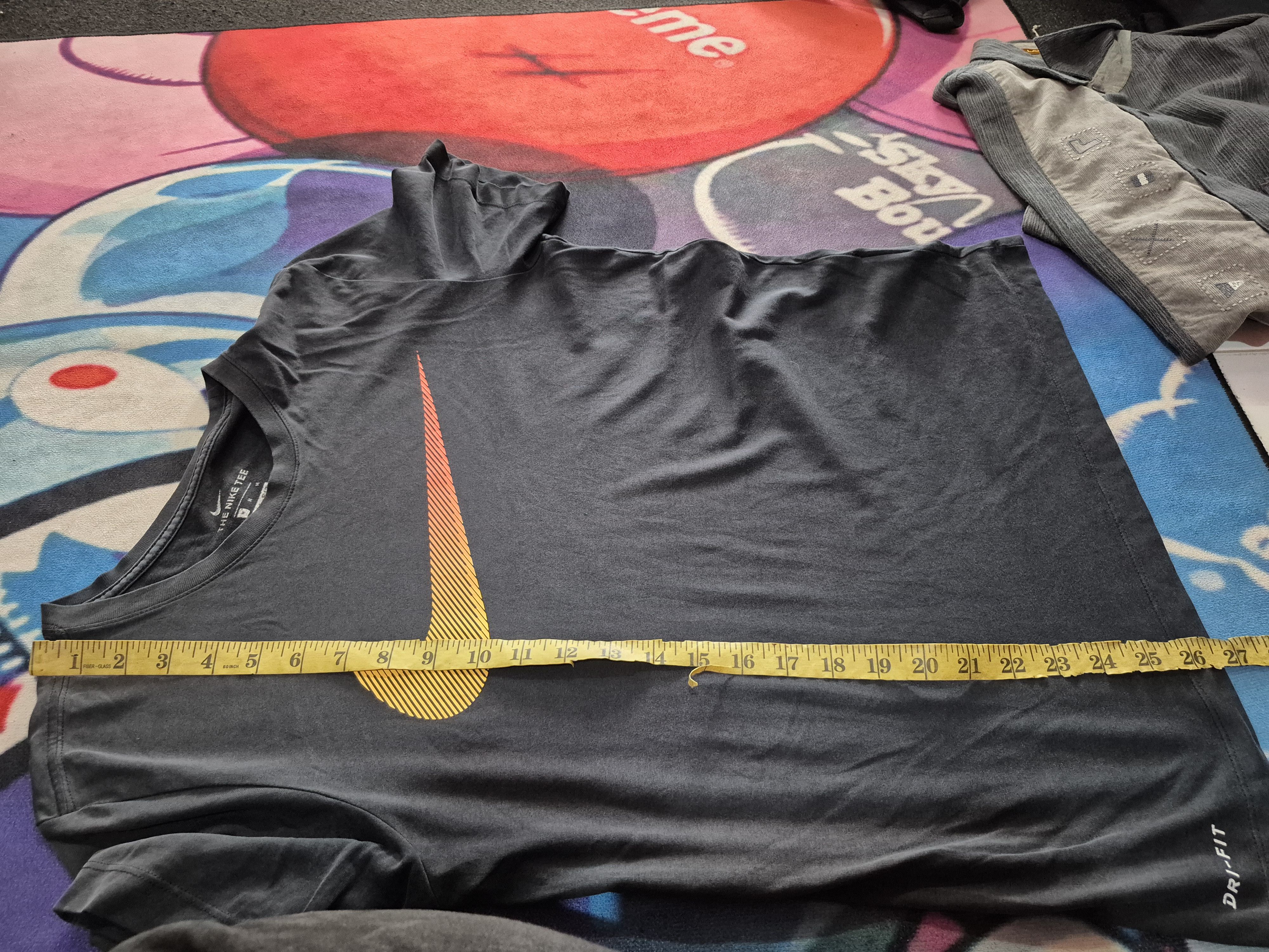 Nike ✅ Nike Big Swoosh Big Logo Tee Size US M / EU 48-50 / 2 - 8 Thumbnail