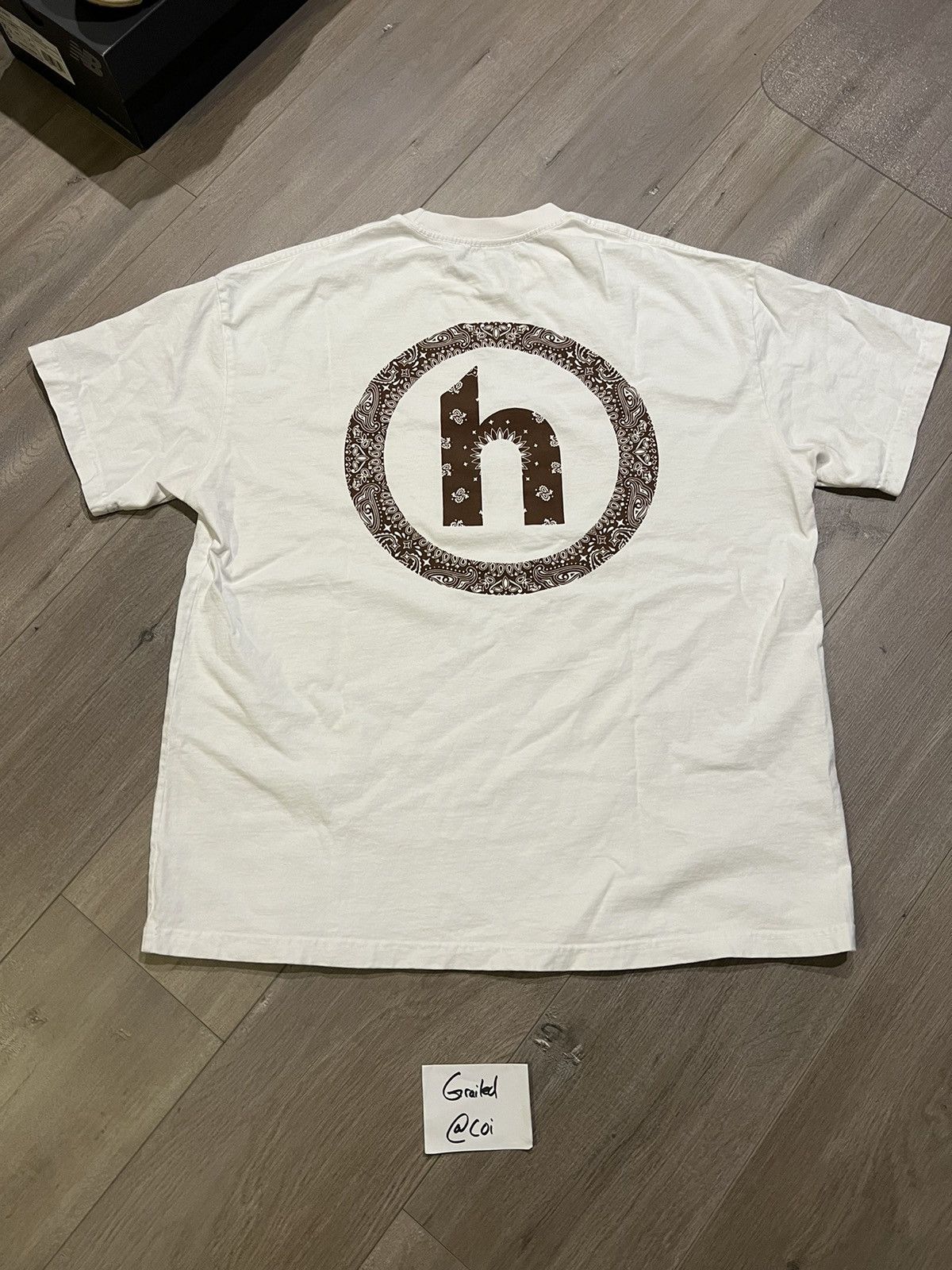 image of Hidden Ny Brown Bandana Logo T Shirt in White, Men's (Size XL)