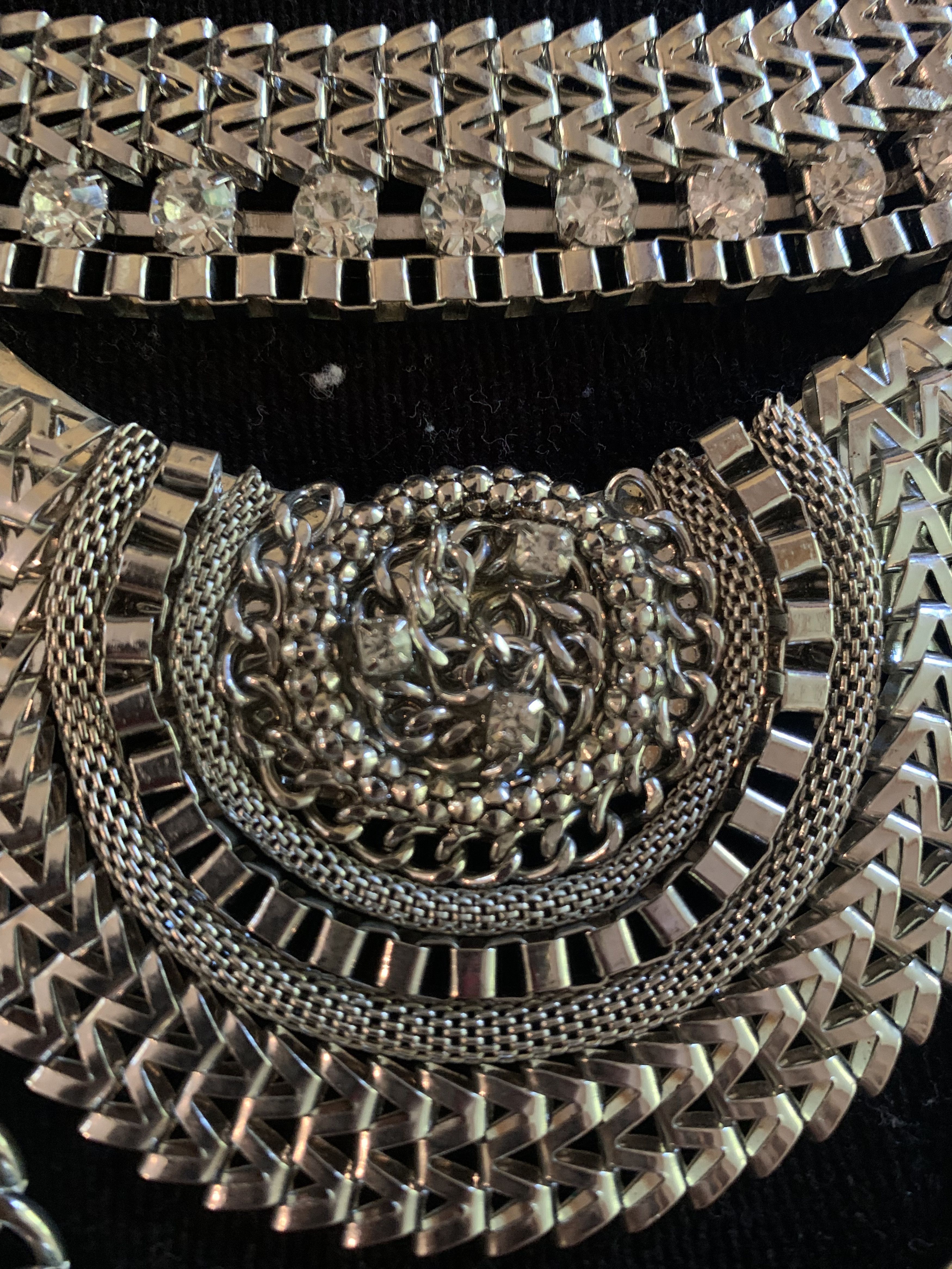 Other Happiness Boutique Discontinued Statement Necklace Size ONE SIZE - 2 Thumbnail